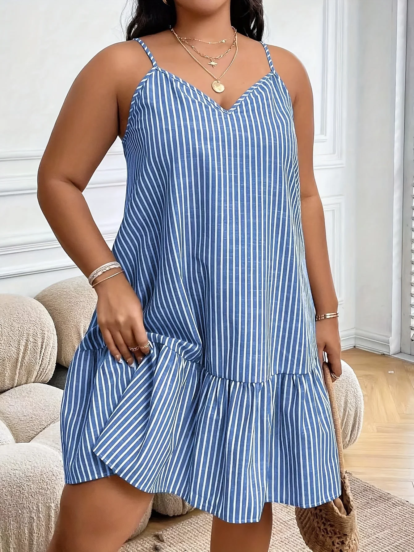 Damen A-Linien Sommerkleid mit Streifenmuster und Spaghettiträgern – Freizeit & Elegante Mode - Image 2