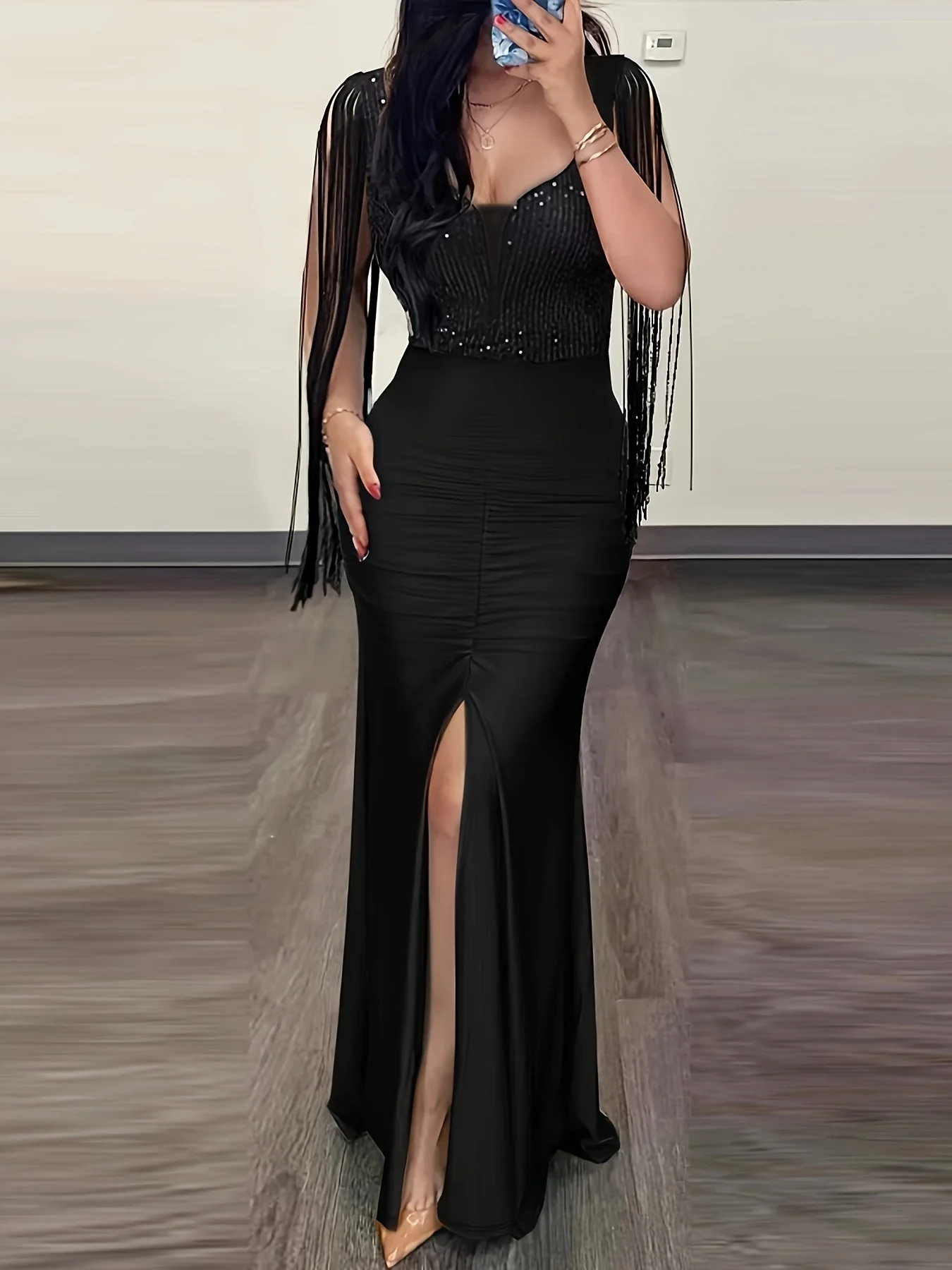 Damen Abendkleid Elegant mit Fransen und Schlitz – Bodycon Maxikleid für festliche Anlässe