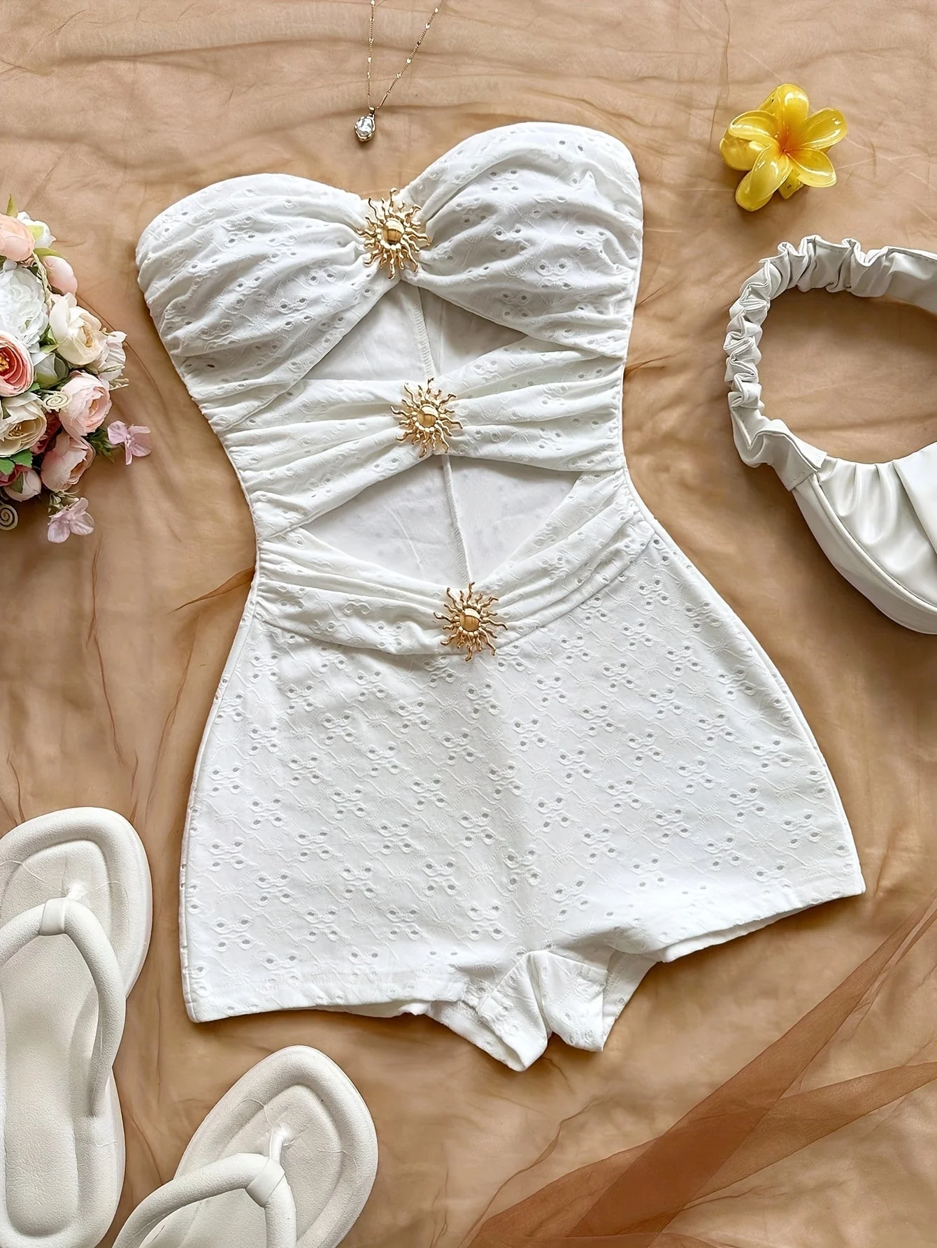 Damen Badeanzug im Retro-Style mit Leopardenmuster und Cut-Out-Design – Modischer Bandeau-Swimsuit für den Sommer - Image 6