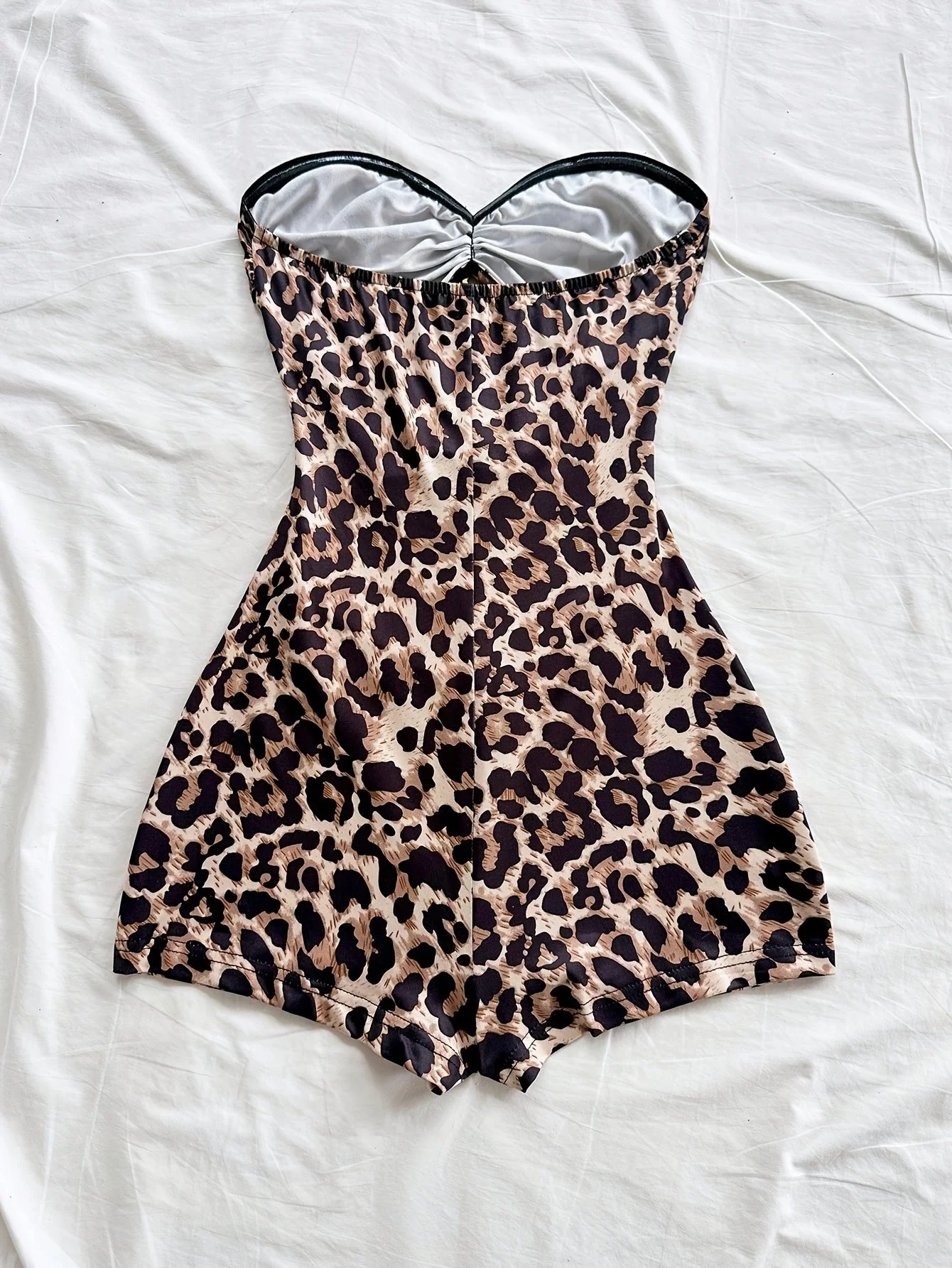 Damen Badeanzug im Retro-Style mit Leopardenmuster und Cut-Out-Design – Modischer Bandeau-Swimsuit für den Sommer - Image 8