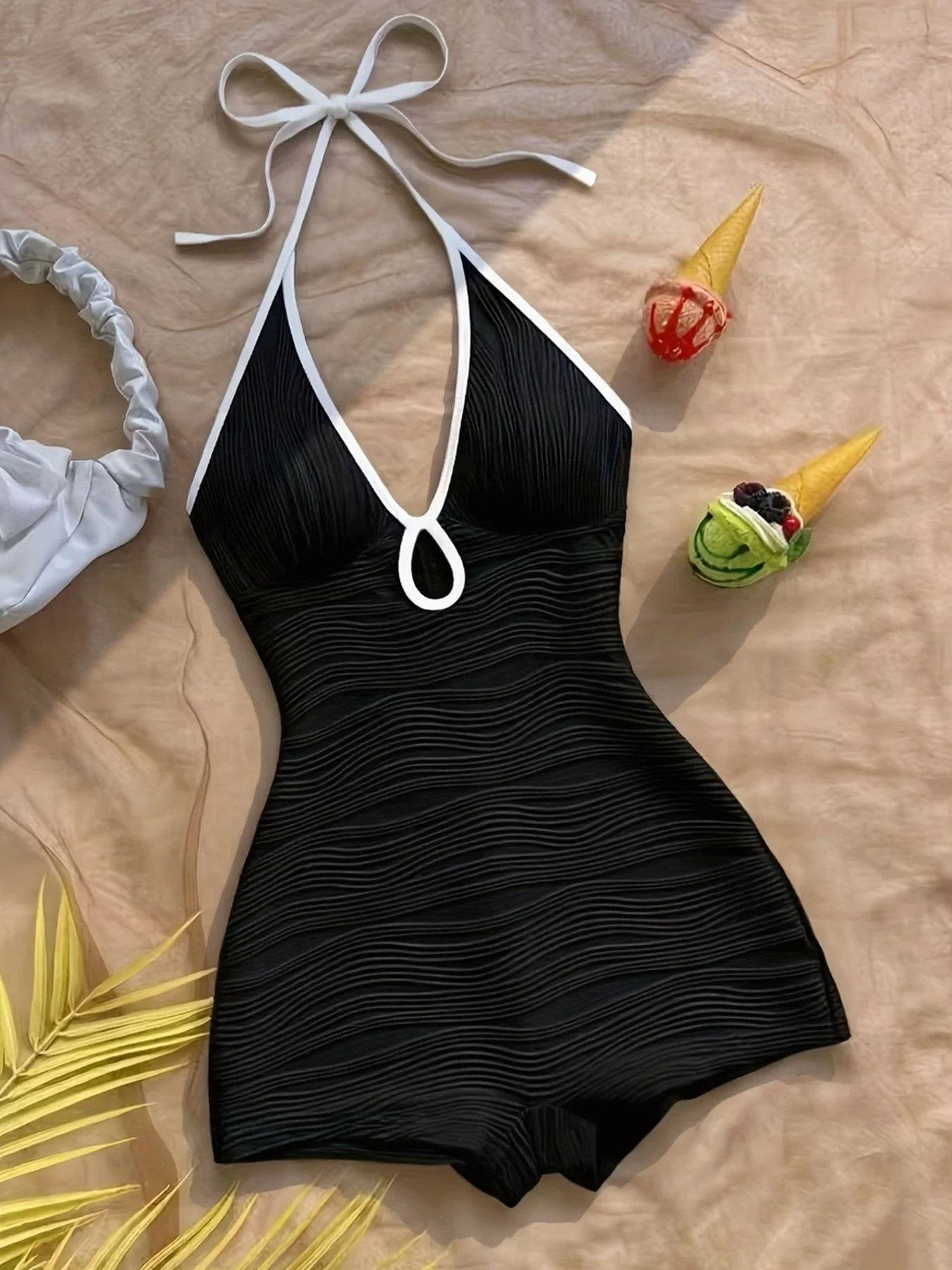 Damen Badeanzug mit Wellendesign und Boyshort-Schnitt – Eleganter Einteiler für Strand und Pool