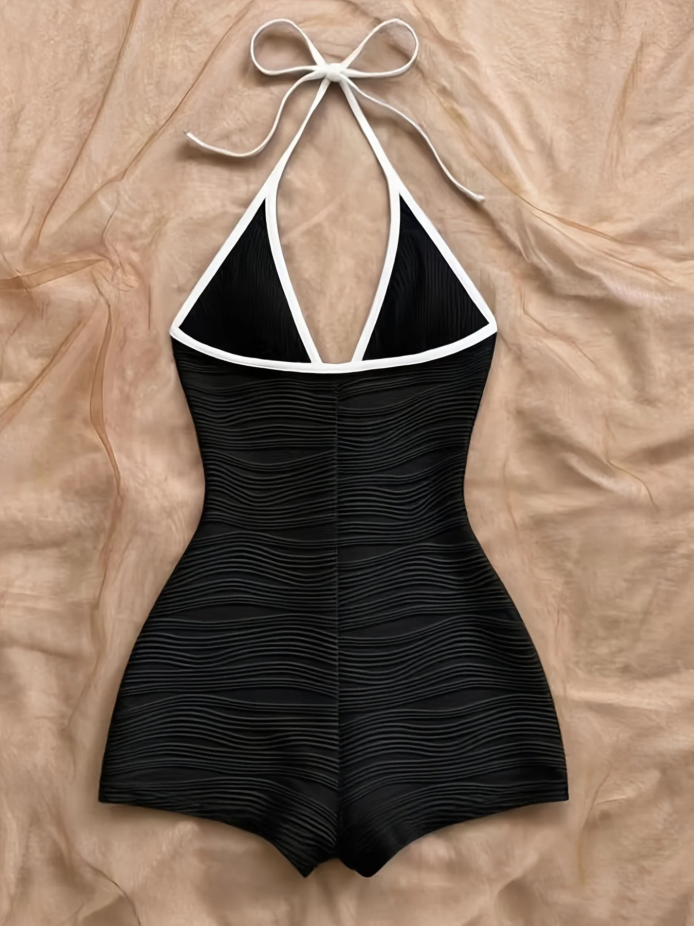 Damen Badeanzug mit Wellendesign und Boyshort-Schnitt – Eleganter Einteiler für Strand und Pool - Image 4