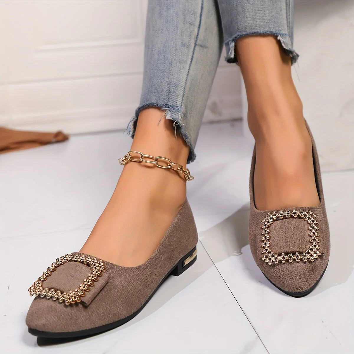 Damen Ballerinas mit Strassverzierung und spitzer Zehenpartie – Elegante Slip-On Schuhe für Alltag und Büro - Image 7