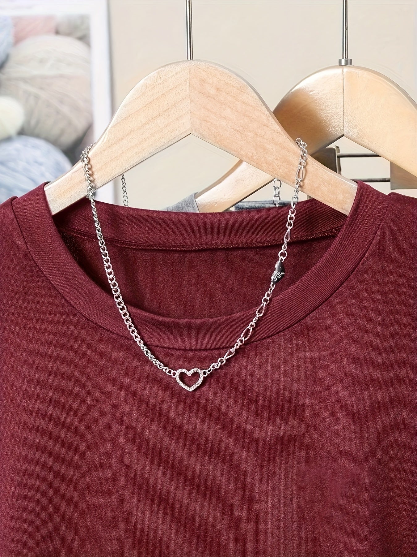 Damen Basic T-Shirt mit Rundhalsausschnitt und Raffung – Alltag & Freizeit - Image 6