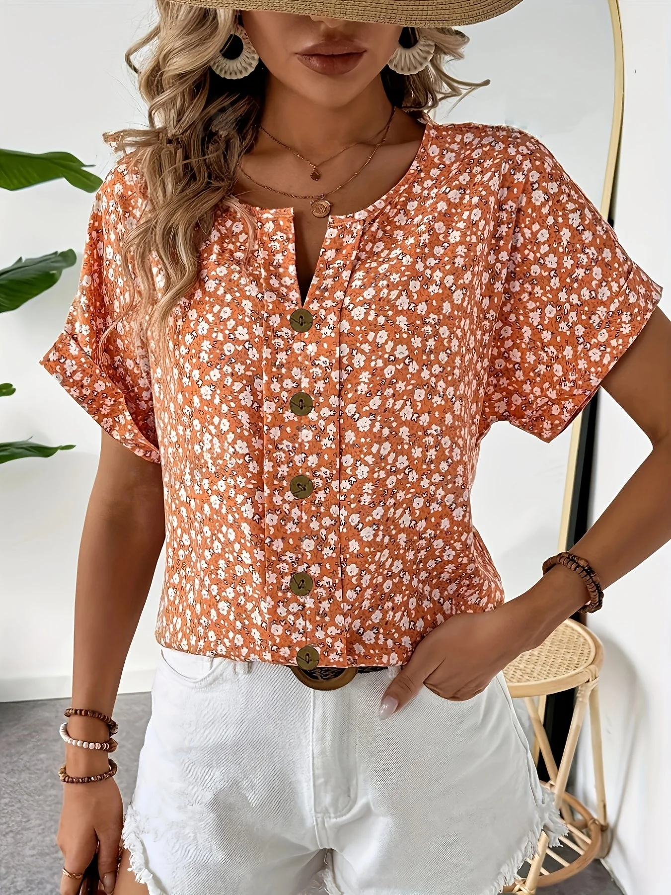Damen Bluse Kurzarm mit Blumenmuster und Knopfleiste – Elegante Sommermode für Alltag & Freizeit - Image 3
