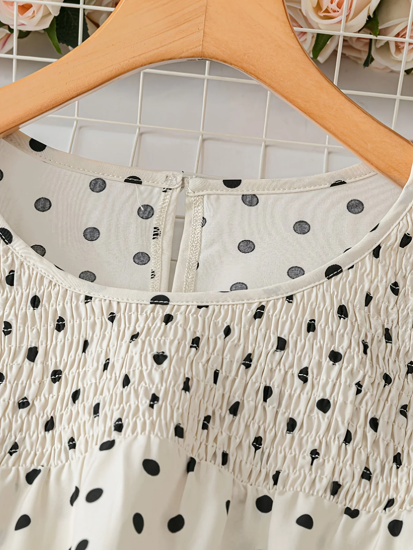 Damen Bluse mit Punkten, elegant, Kurzarm, Sommer, Freizeit & Büro - Image 5