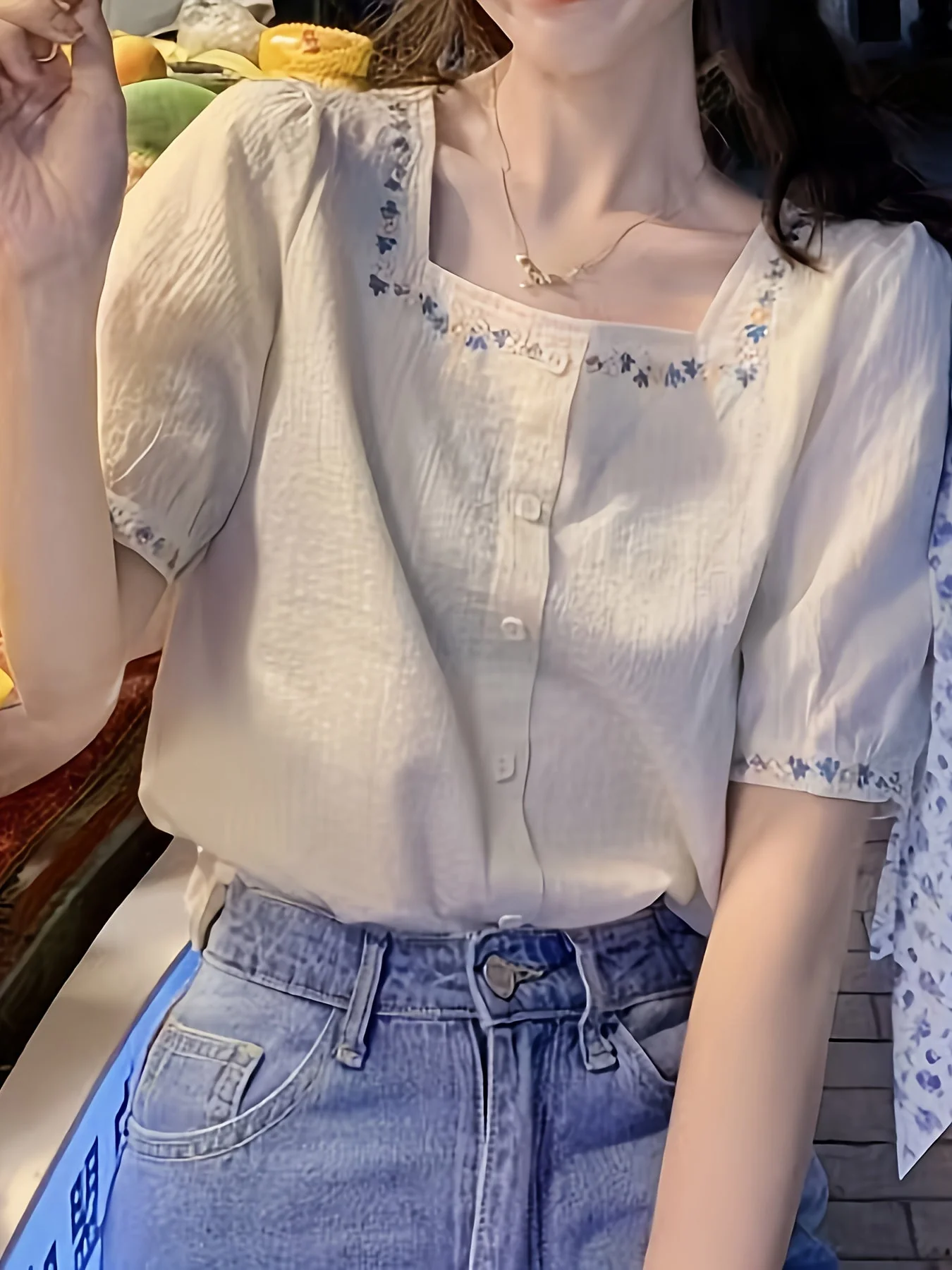 Damen Bluse mit Stickerei und quadratischem Ausschnitt – Eleganter Frühlings- und Sommerstil - Image 2