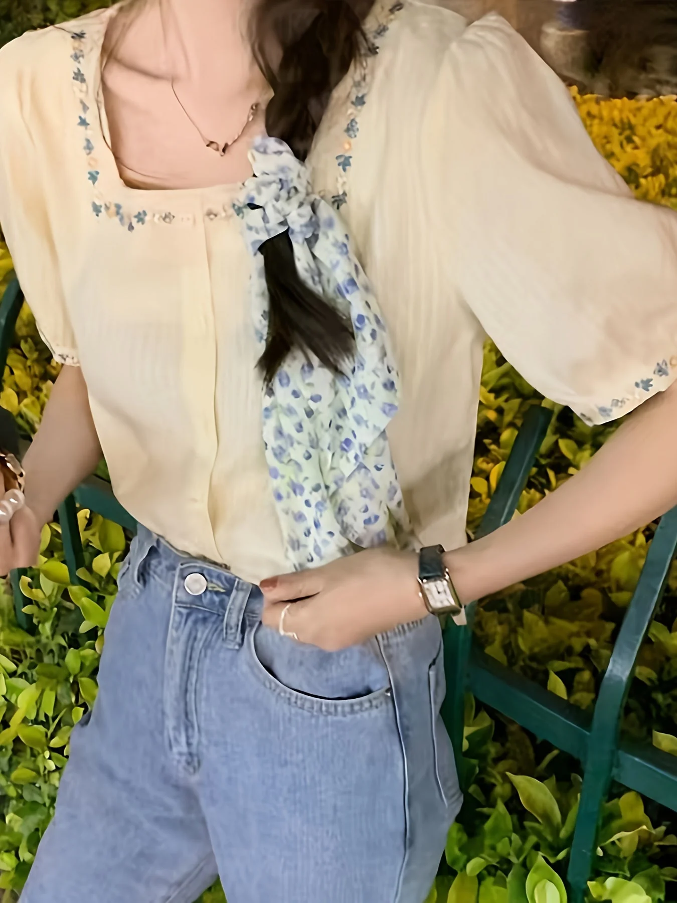 Damen Bluse mit Stickerei und quadratischem Ausschnitt – Eleganter Frühlings- und Sommerstil - Image 4