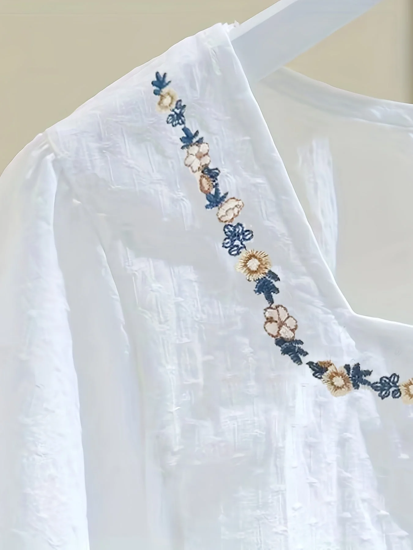 Damen Bluse mit Stickerei und quadratischem Ausschnitt – Eleganter Frühlings- und Sommerstil - Image 9