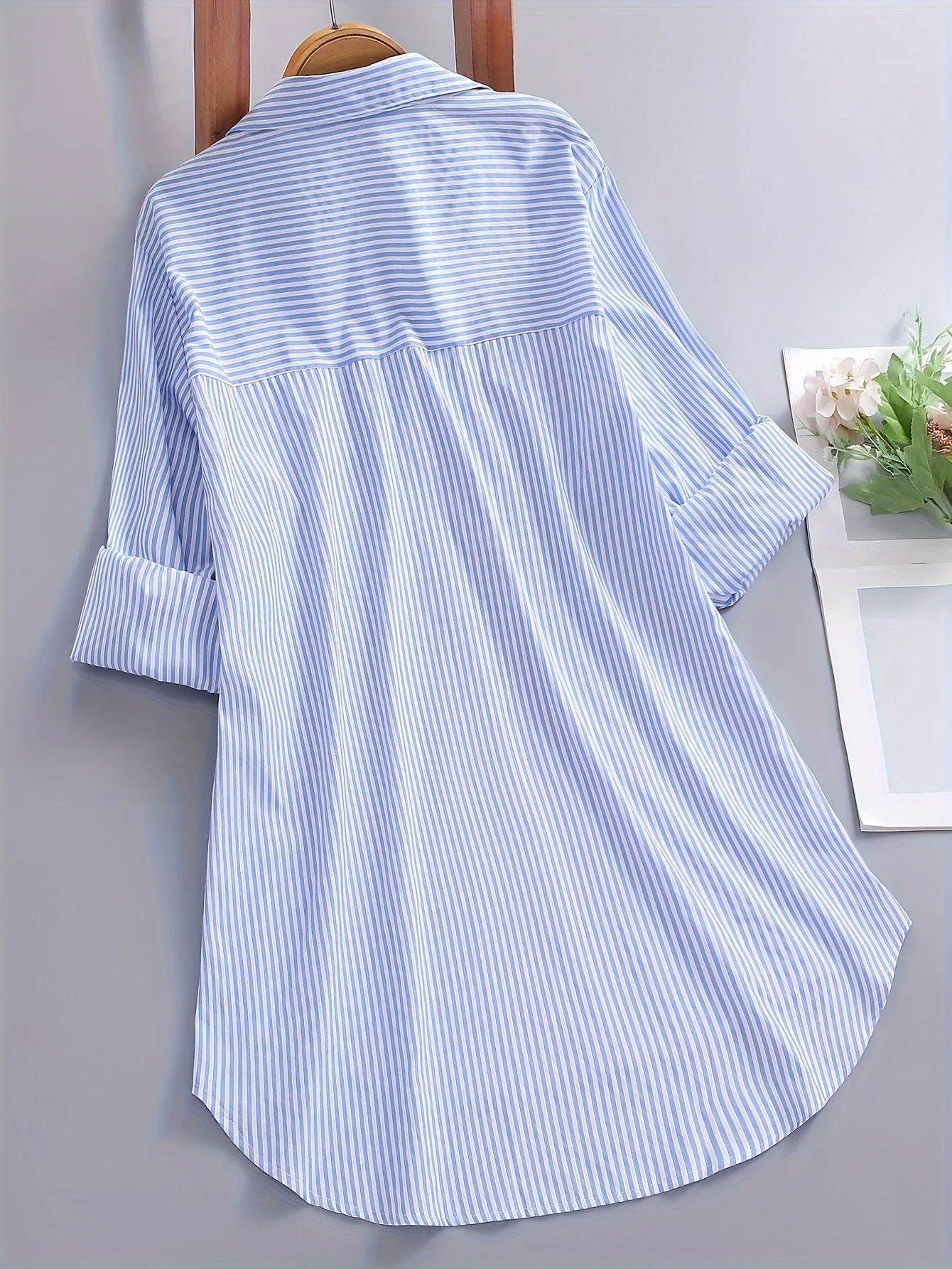 Damen Blusenshirt mit Streifen und lockerem Schnitt – Stilvolle Longbluse für Alltag und Büro - Image 10