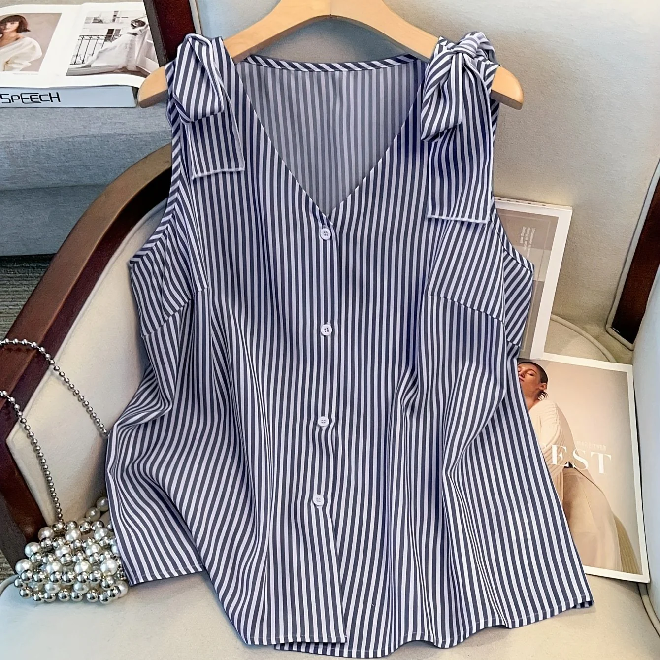 Damen Blusentop mit Streifenmuster und Knopfleiste – Eleganter V-Ausschnitt, Ideal für Büro und Alltag - Image 12