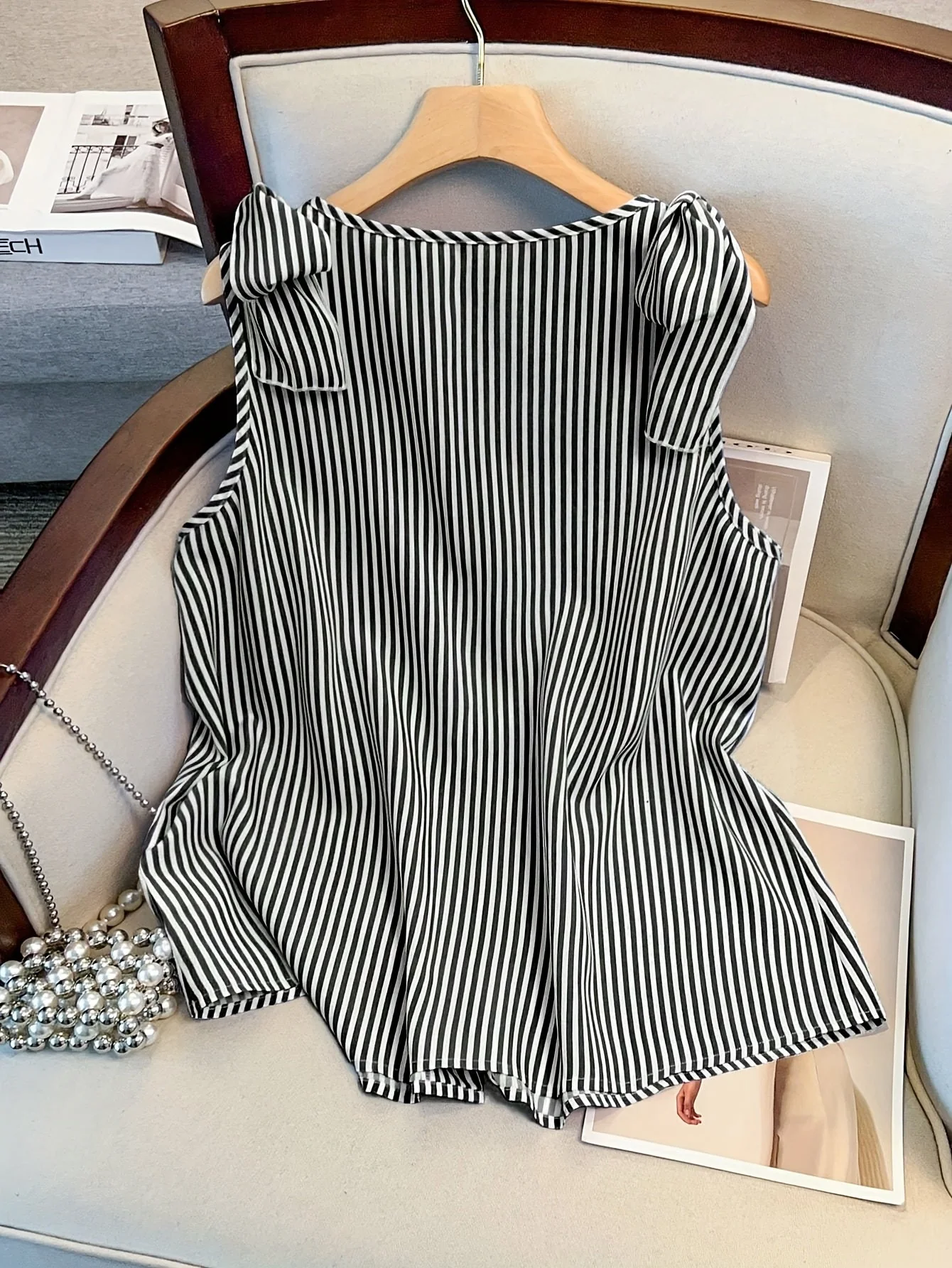Damen Blusentop mit Streifenmuster und Knopfleiste – Eleganter V-Ausschnitt, Ideal für Büro und Alltag - Image 6