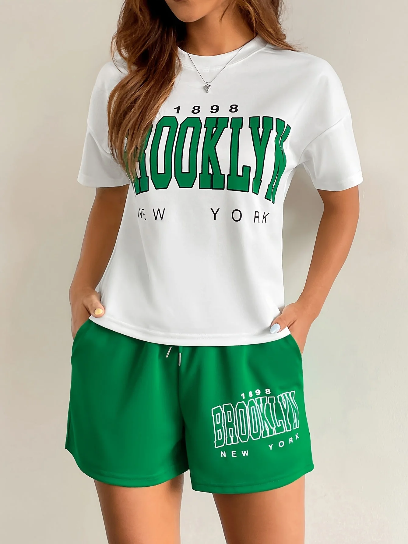 Damen Brooklyn New York Casual Lounge Set – Sportlicher Zweiteiler für Freizeit & Alltag - Image 4