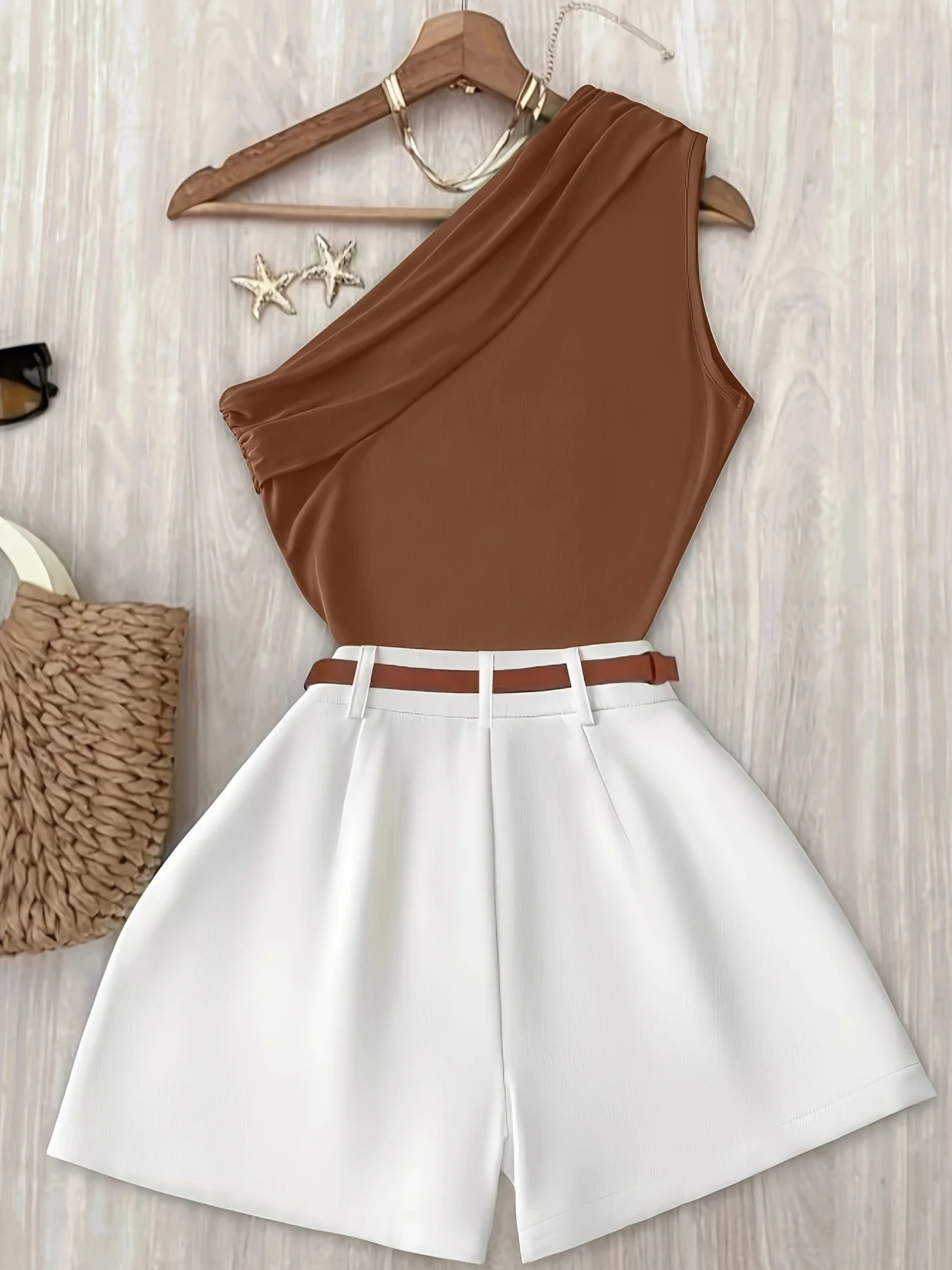 Damen Ein-Schulter Elegantes Sommer Outfit Set – Stylische Shorts und Oberteil für Freizeit und Urlaub - Image 8