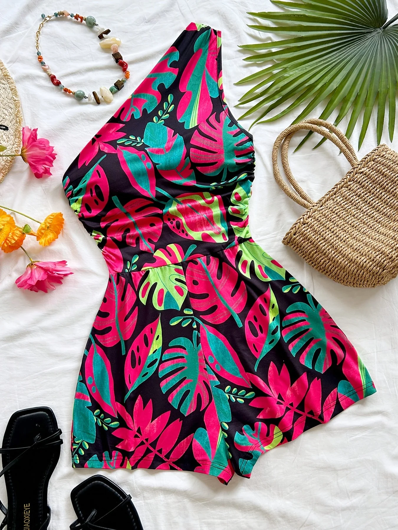 Damen Ein-Schulter Jumpsuit mit tropischem Print – Sommermode für Urlaub & Freizeit