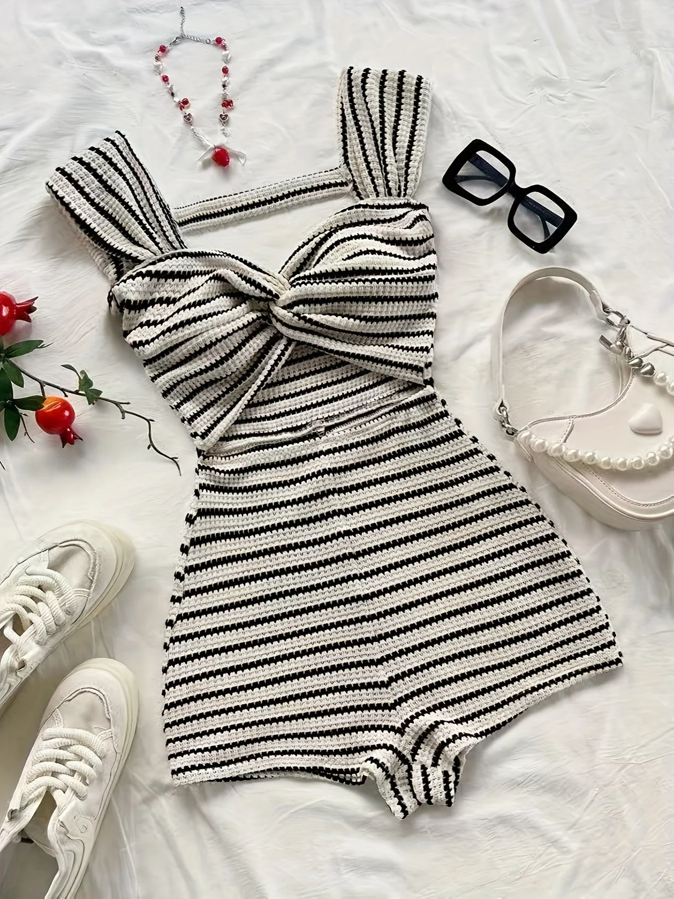 Damen Einteiler Strick-Overall mit Streifen und Twist-Front – Modischer Sommer Jumpsuit - Image 2
