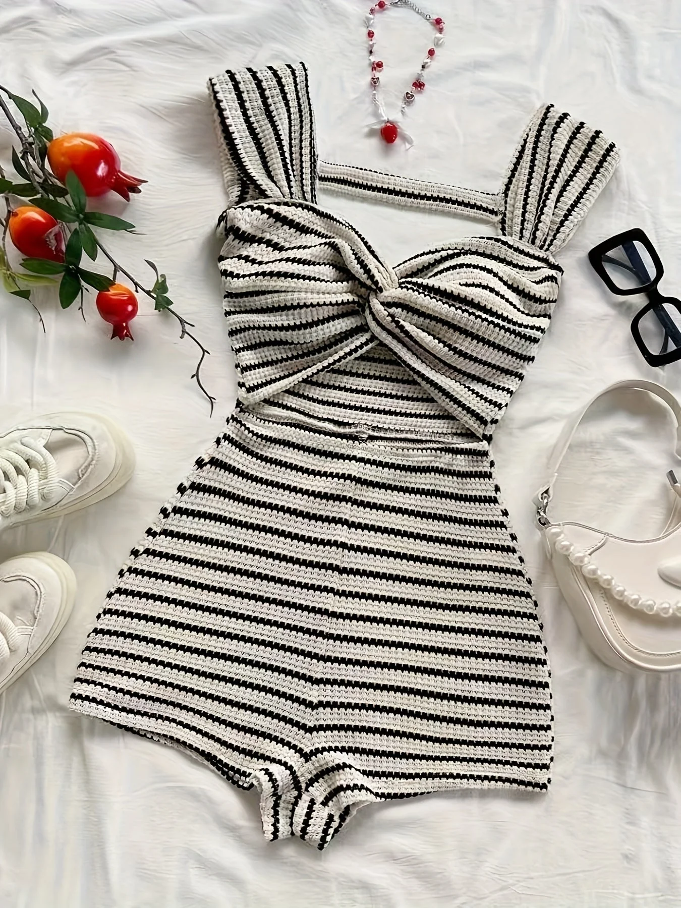 Damen Einteiler Strick-Overall mit Streifen und Twist-Front – Modischer Sommer Jumpsuit - Image 3