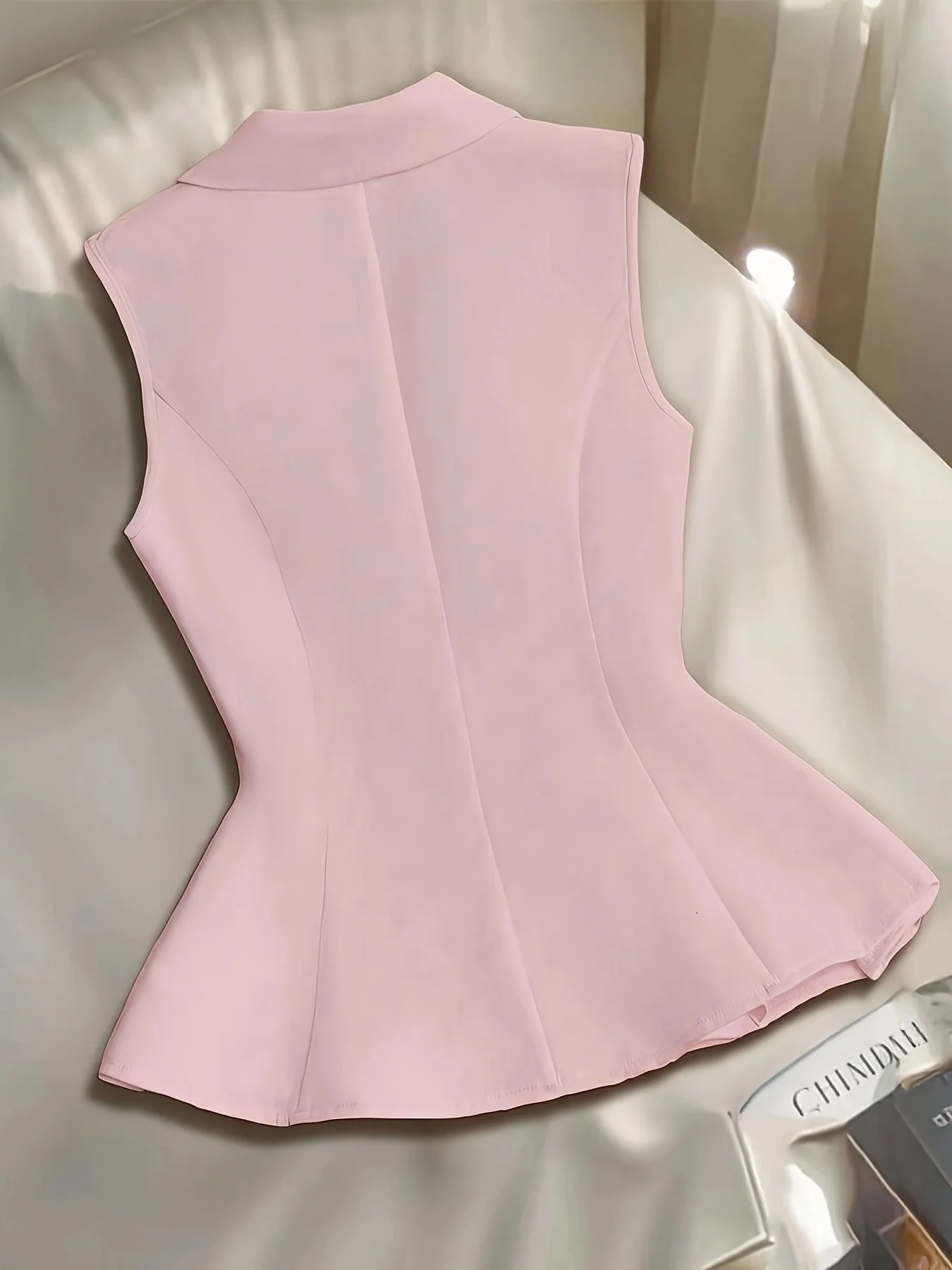 Damen Elegante Ärmellose Weste mit Taillierung und Schößchen für Business und Freizeit - Image 6