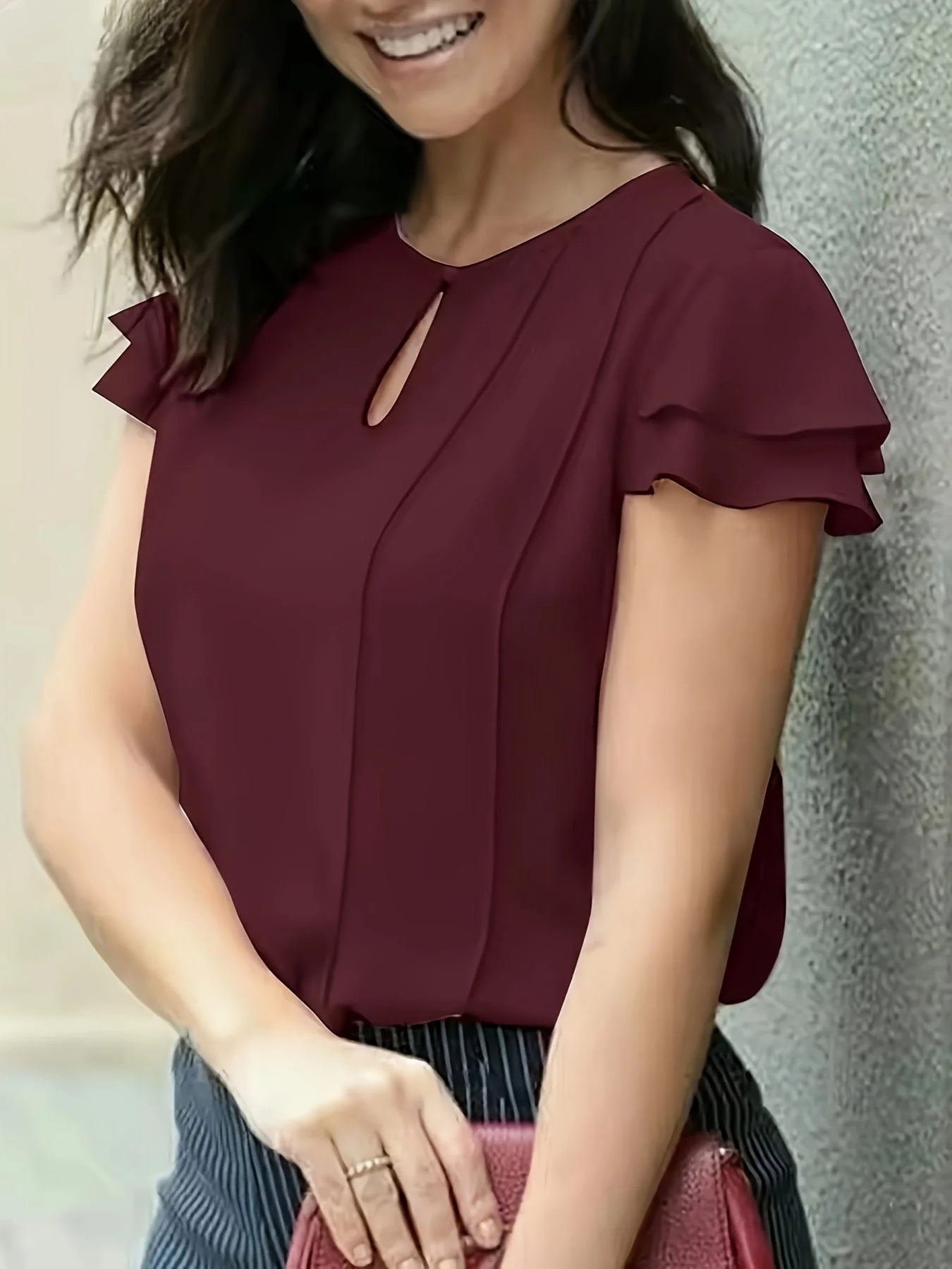 Damen Elegante Bluse mit Rüschenärmeln und Schlüsselloch-Ausschnitt – Perfekt für Büro & Freizeit - Image 3