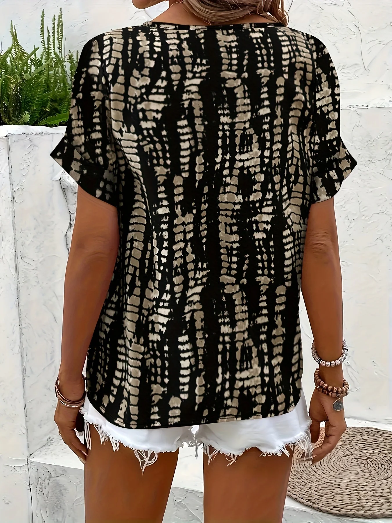 Damen Elegante Sommerbluse mit Modernem Print für Freizeit und Alltag - Image 9