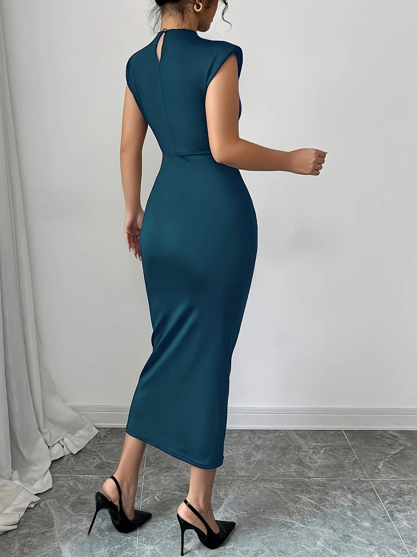 Damen Elegantes Bodycon Midikleid mit Schulterpolstern – Perfekt für besondere Anlässe und Business - Image 4