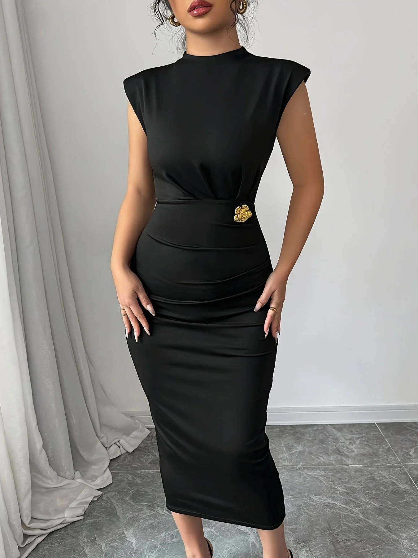 Damen Elegantes Bodycon Midikleid mit Schulterpolstern – Perfekt für besondere Anlässe und Business - Image 8
