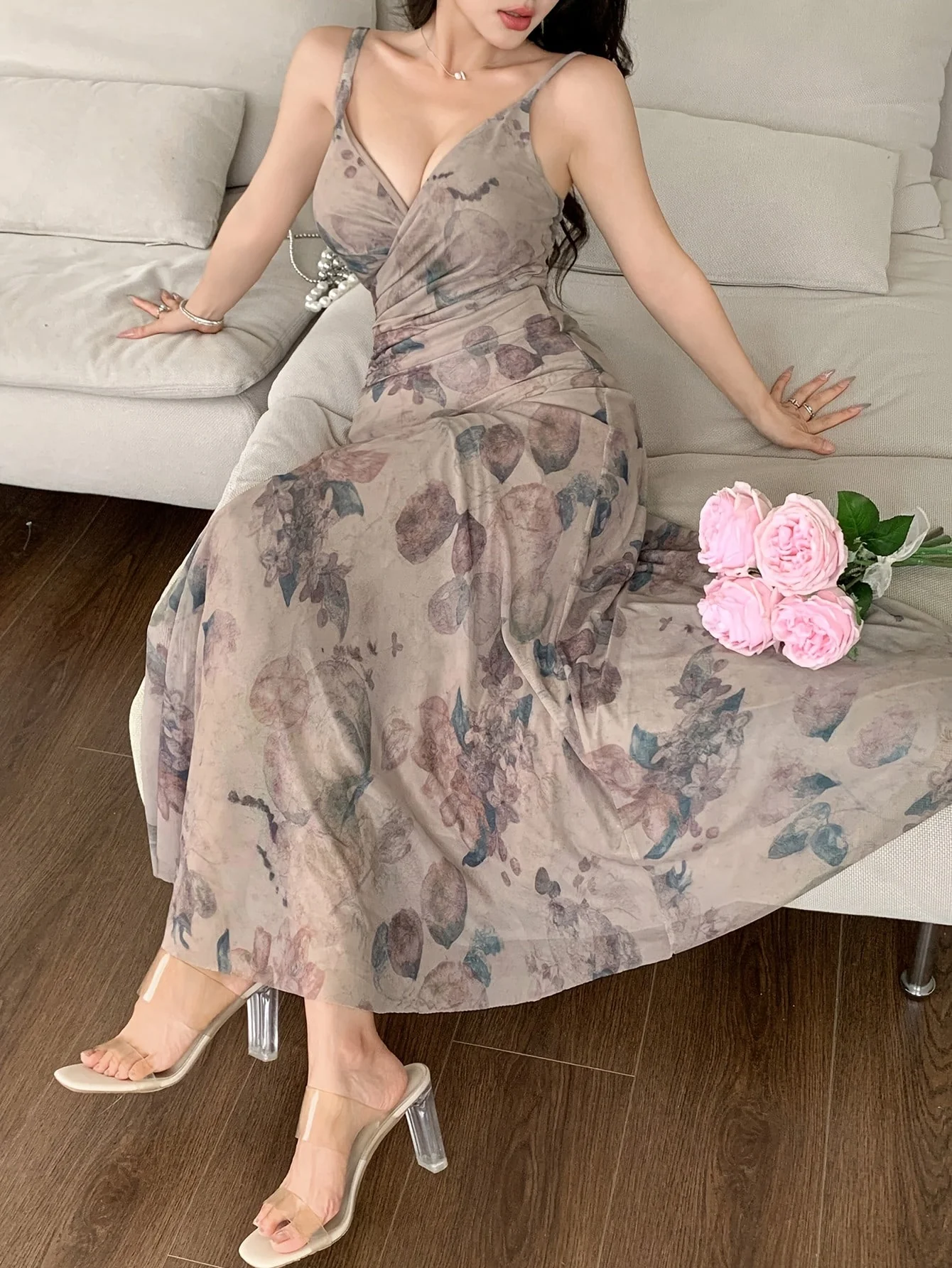Damen Elegantes Maxikleid mit Blumenmuster und V-Ausschnitt – Perfekt für Frühling & Sommer - Image 5