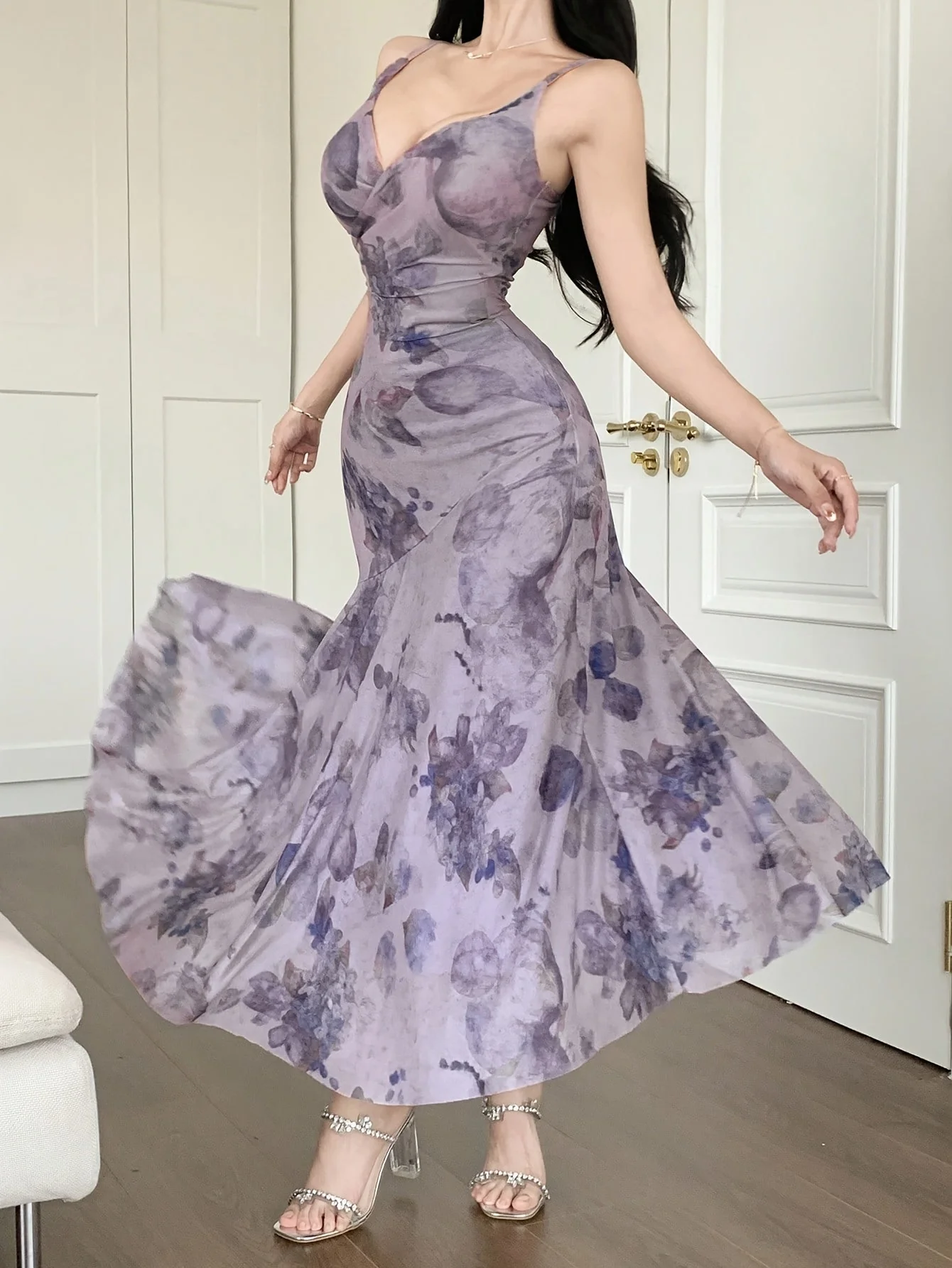Damen Elegantes Maxikleid mit Blumenmuster und V-Ausschnitt – Perfekt für Frühling & Sommer - Image 6