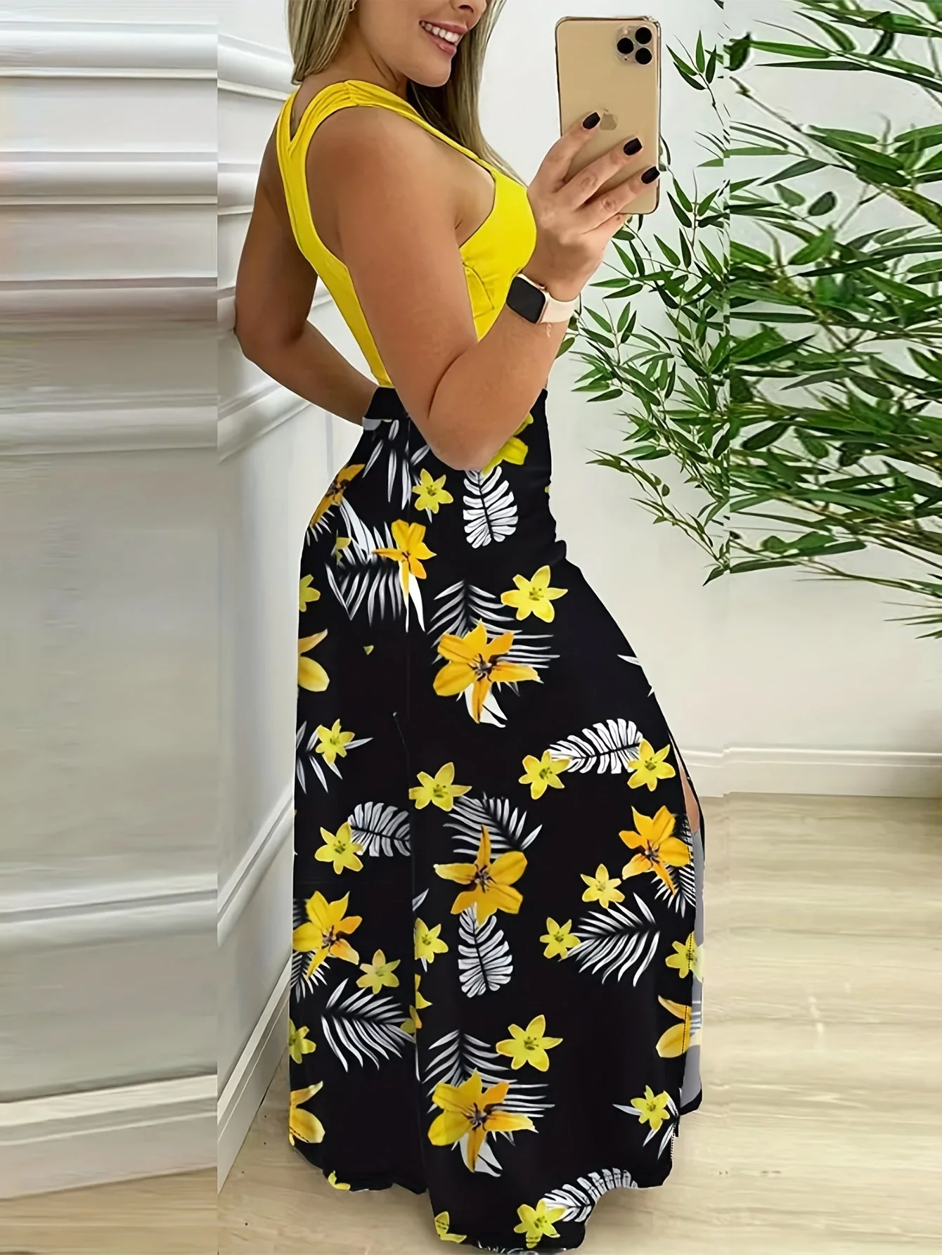 Damen Elegantes Sommer-Set mit Crop Top und Maxirock, Florales Muster, Perfekt für Urlaub & Freizeit - Image 3