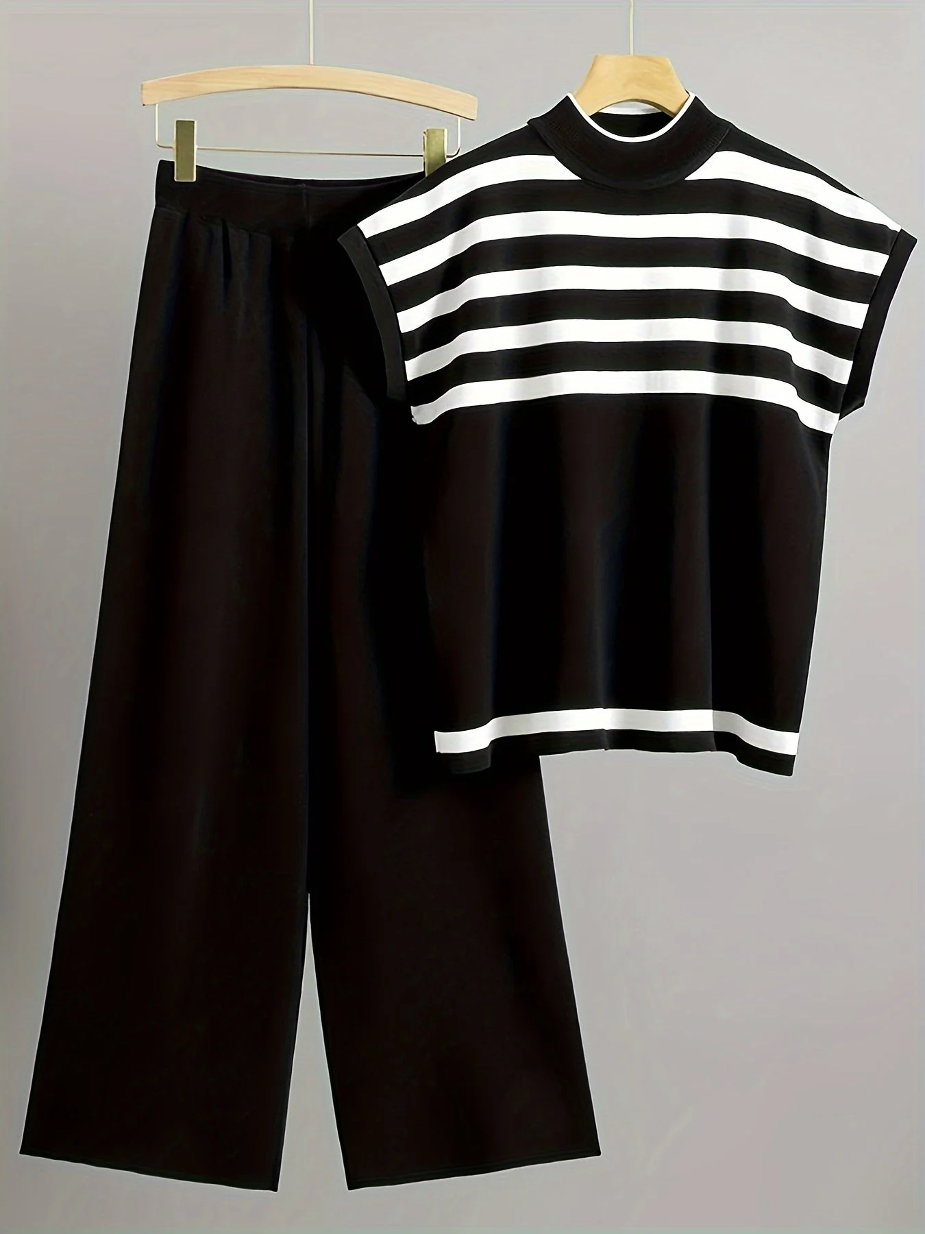 Damen Elegantes Streifen-Set mit weitem Hosenbein – Lässiger, modischer Zweiteiler für Frühling und Sommer - Image 7