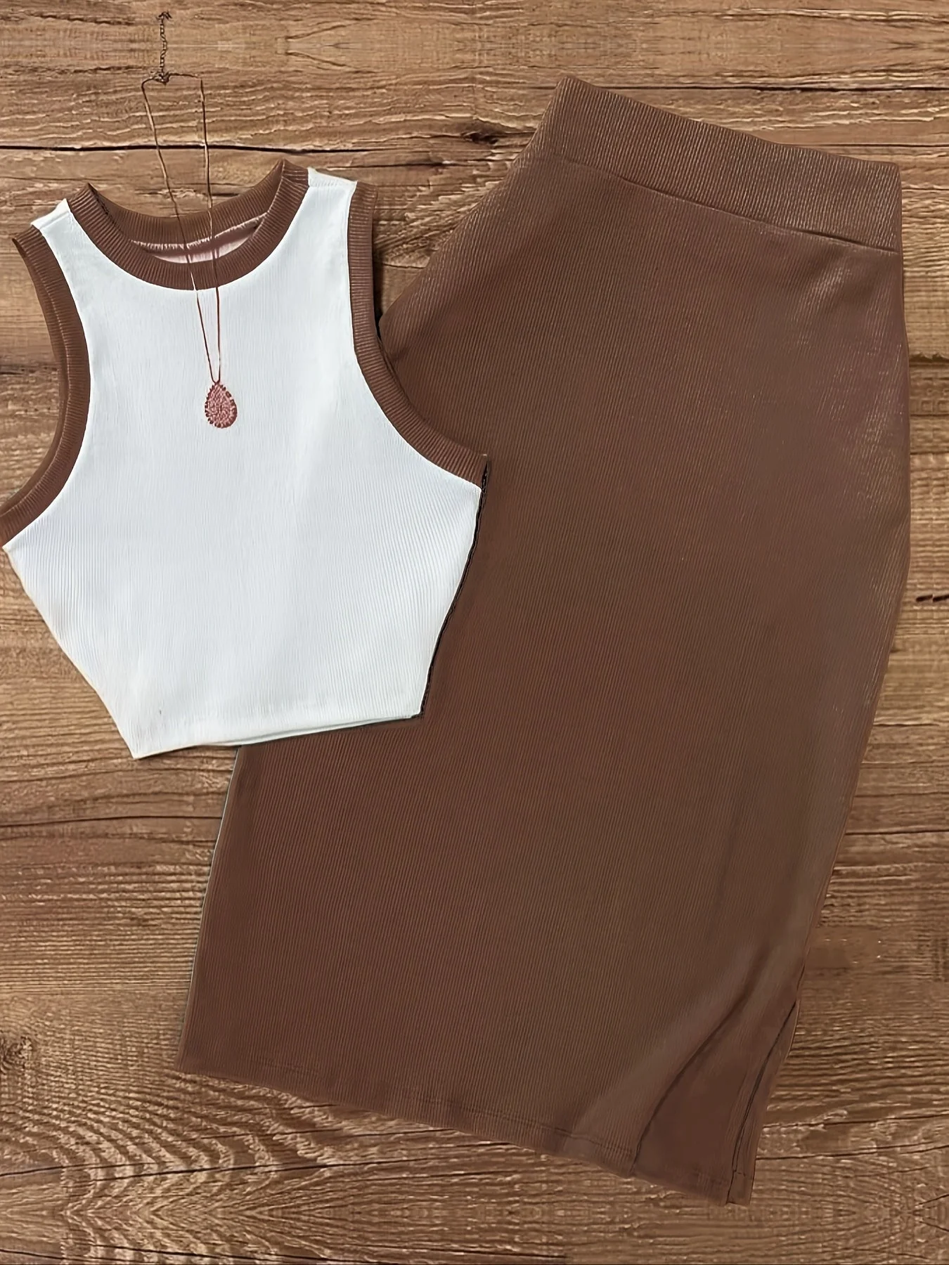 Damen Elegantes Zweiteiler-Set mit ärmellosem Top und Rock – Perfekt für Frühling und Sommer