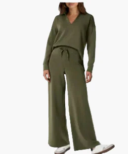 Damen Freizeit-Set mit weitem Bein und V-Ausschnitt – Bequemes Loungewear-Outfit für Alltag & Reisen - Image 7