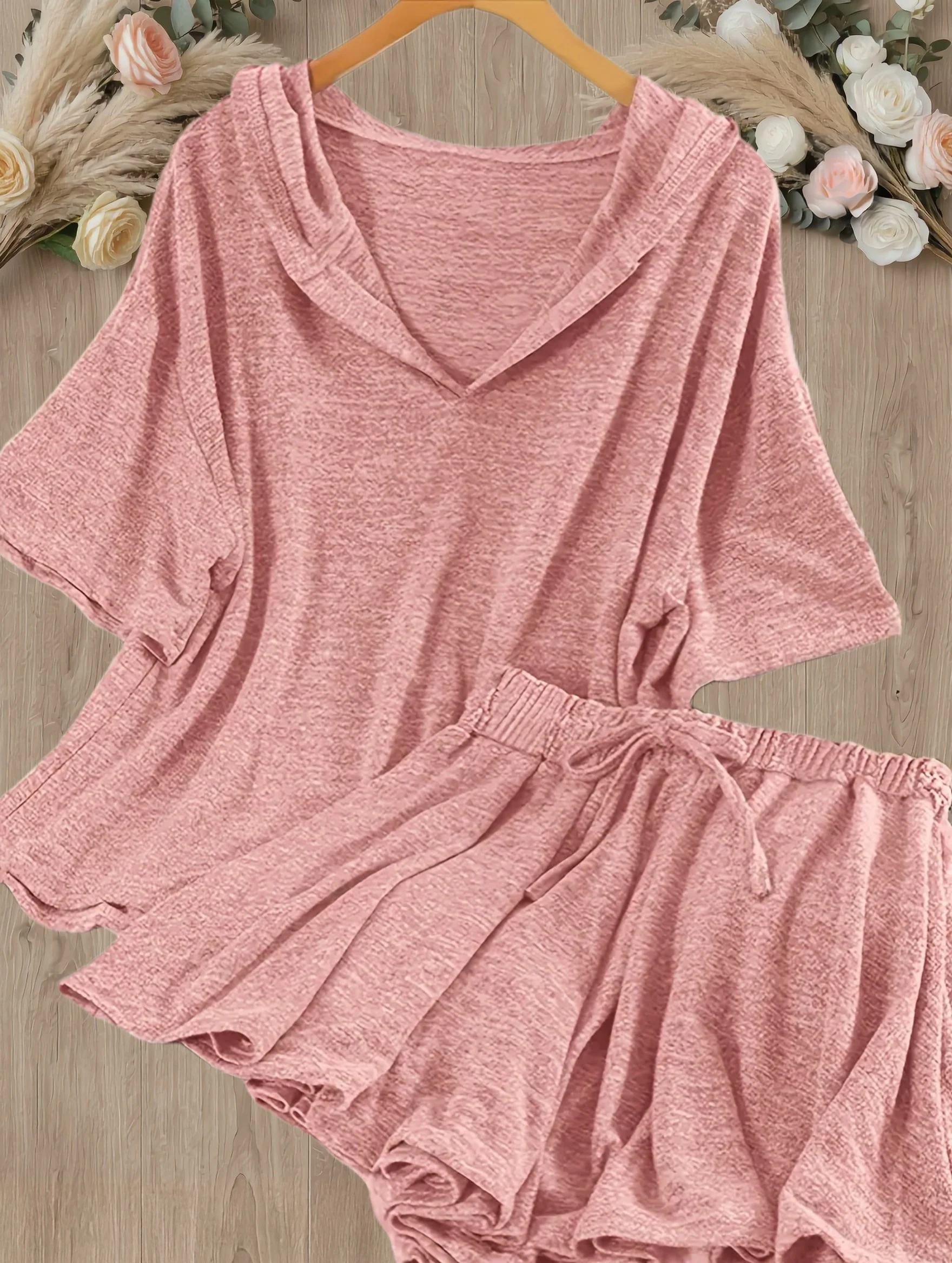 Damen Freizeit Zweiteiler Set mit Kapuzenoberteil und Shorts – Lässiger Komfort für Frühling & Sommer