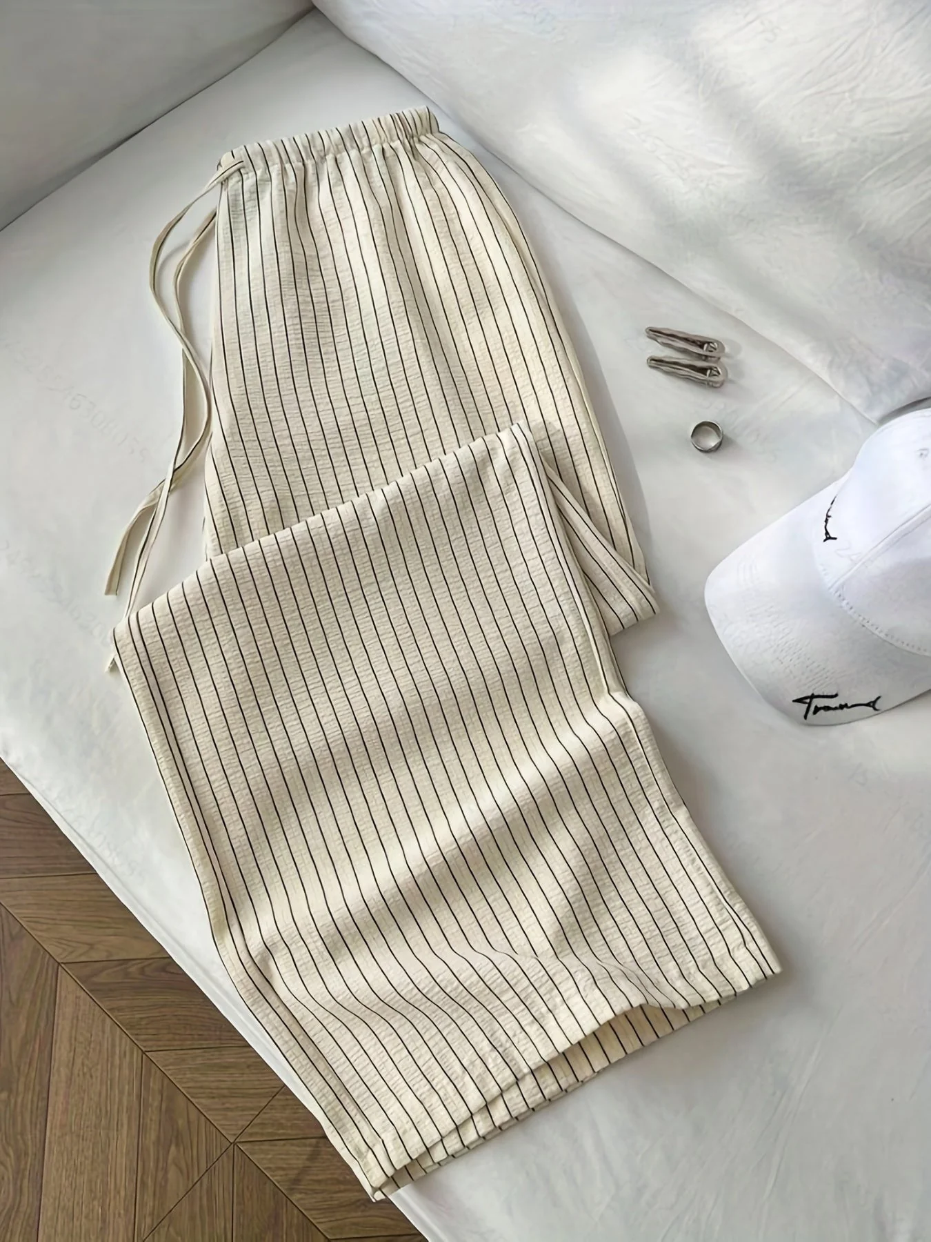 Damen Freizeithose mit Streifenmuster und Relaxed Fit – Stilvolle Loungehose für Alltag und Freizeit - Image 2