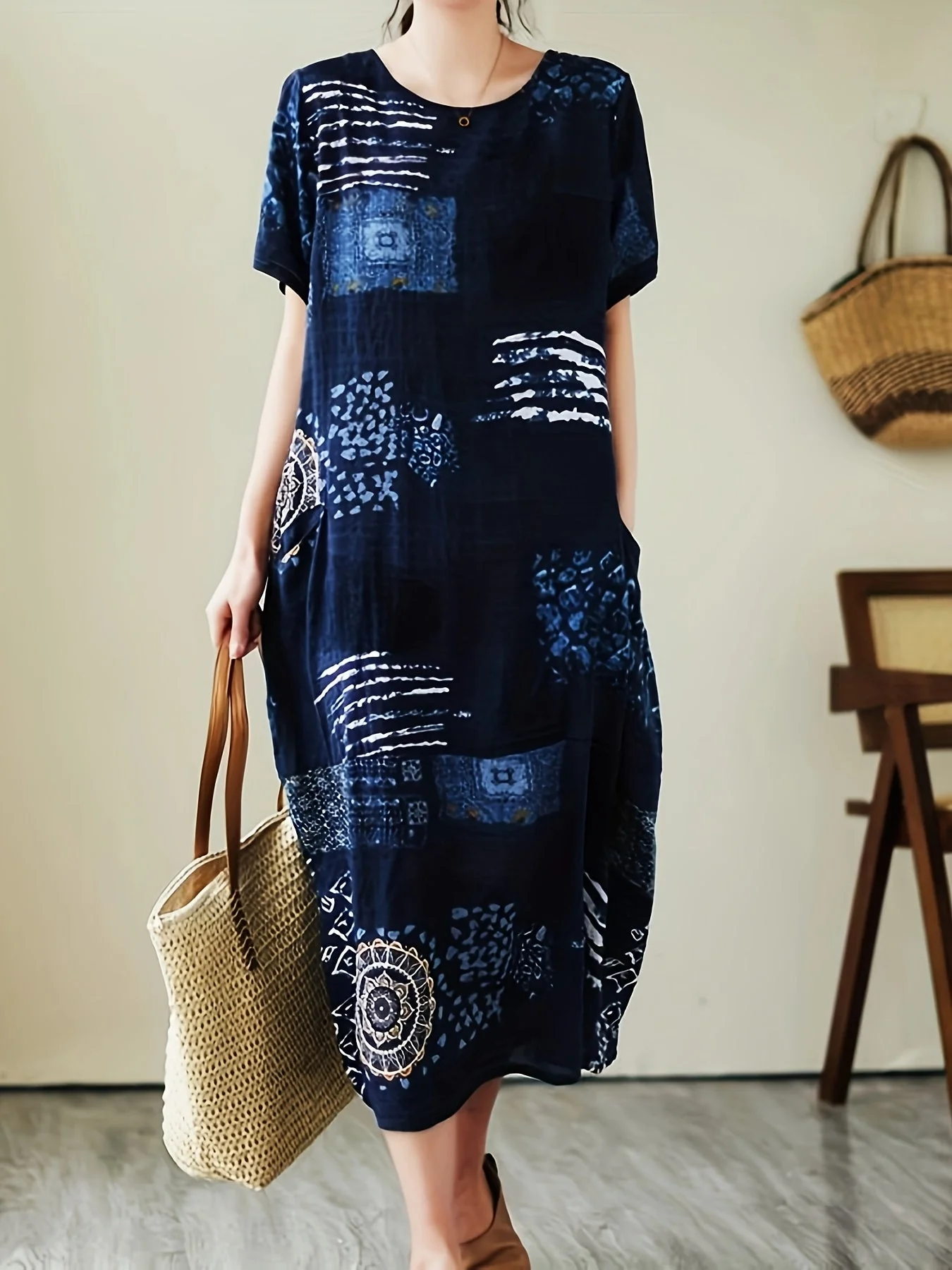 Damen Freizeitkleid mit geometrischem Print und lockerer Passform – Kurzarm, lässig, ideal für Alltag und Büro - Image 3
