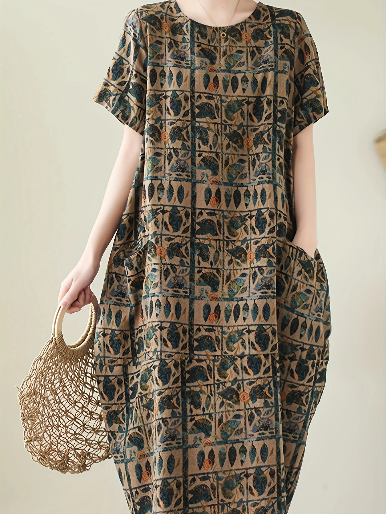 Damen Freizeitkleid mit geometrischem Print und lockerer Passform – Kurzarm, lässig, ideal für Alltag und Büro - Image 4