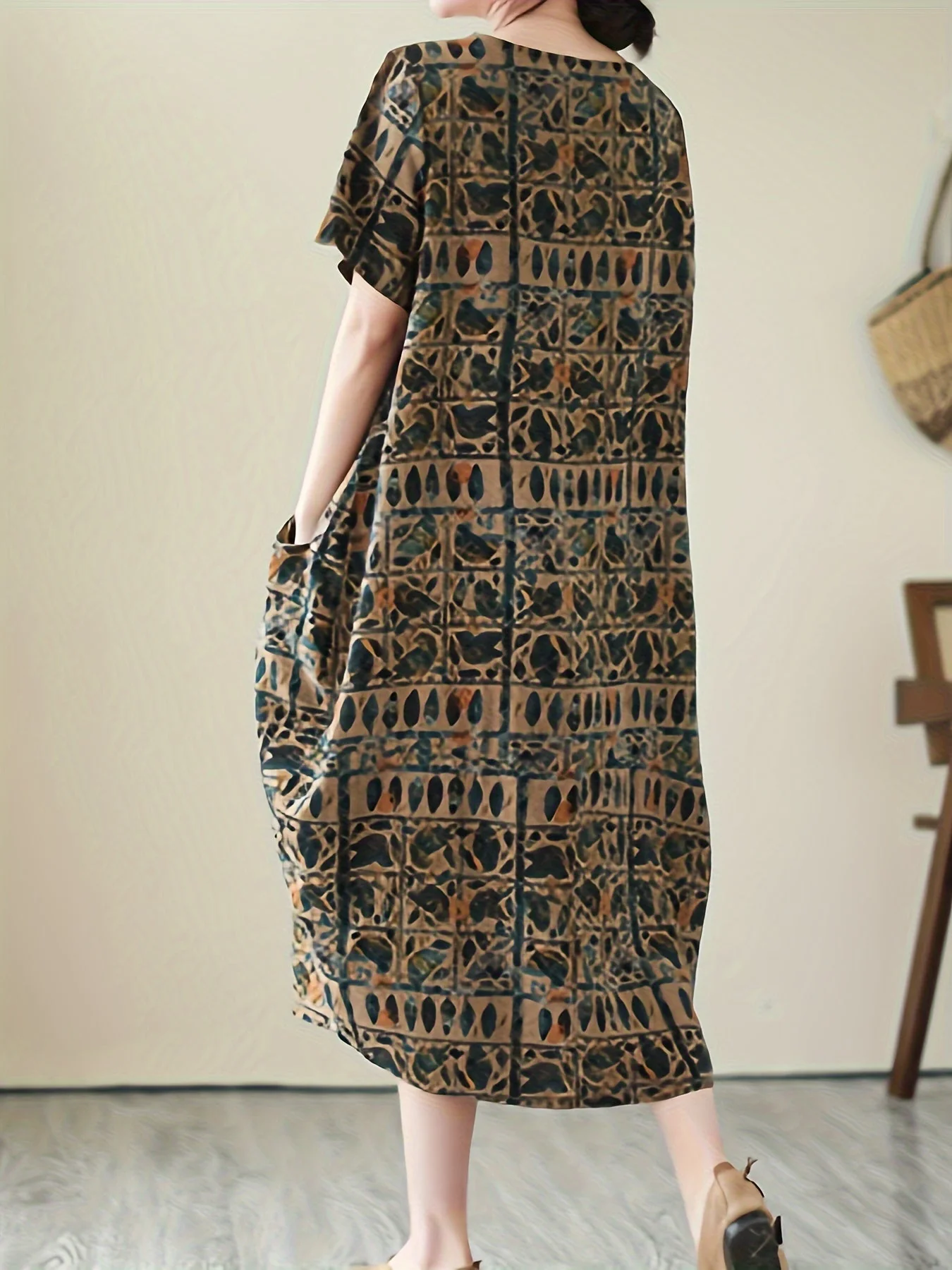 Damen Freizeitkleid mit geometrischem Print und lockerer Passform – Kurzarm, lässig, ideal für Alltag und Büro - Image 7