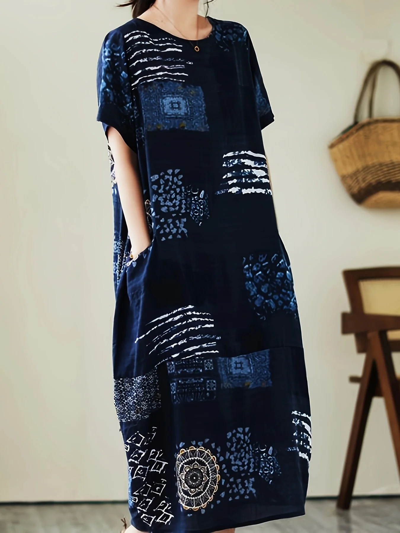 Damen Freizeitkleid mit geometrischem Print und lockerer Passform – Kurzarm, lässig, ideal für Alltag und Büro - Image 9
