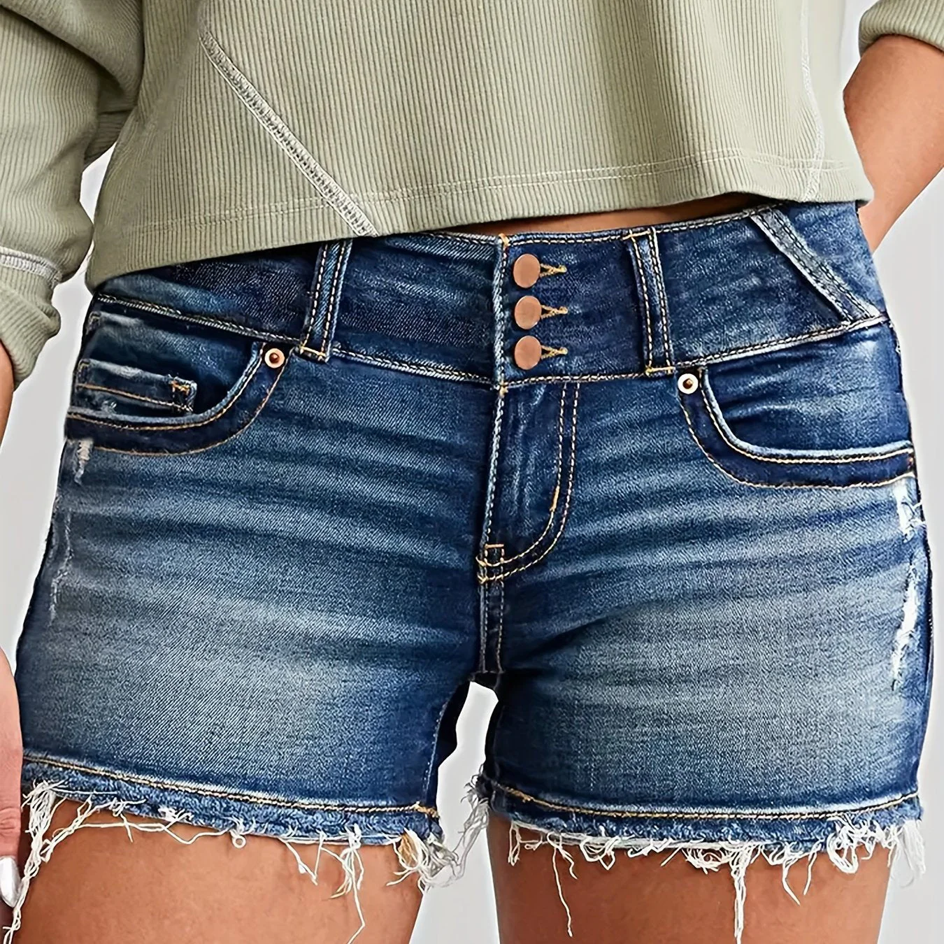Damen Jeansshorts mit Fransen und Knopfleiste – Modische Sommer Hotpants für Freizeit oder Urlaub - Image 11