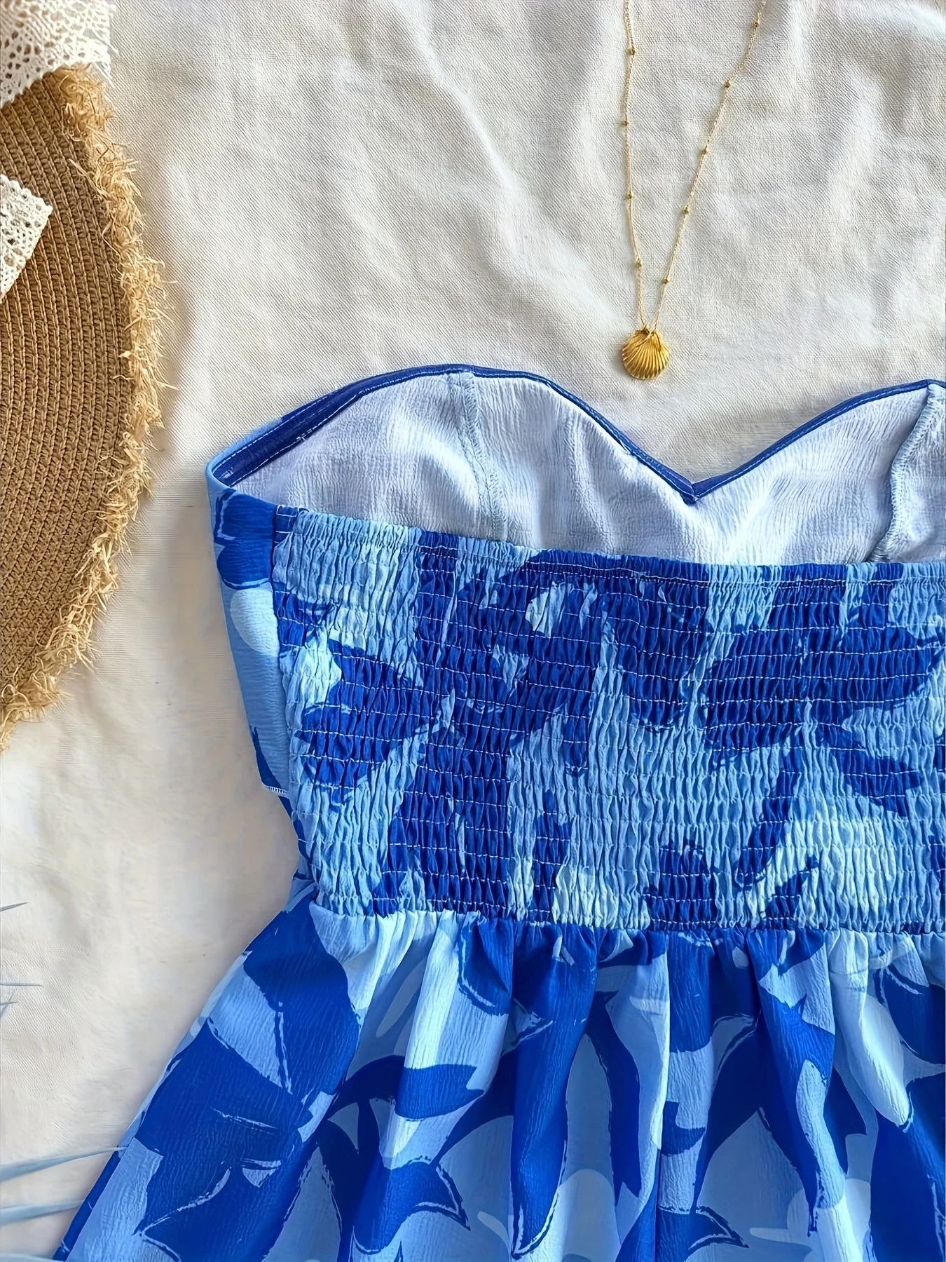 Damen Jumpsuit Bandeau Sommer Playsuit mit Blumenmuster und Schleifendetail – Perfekt für Urlaub und Freizeit - Image 4