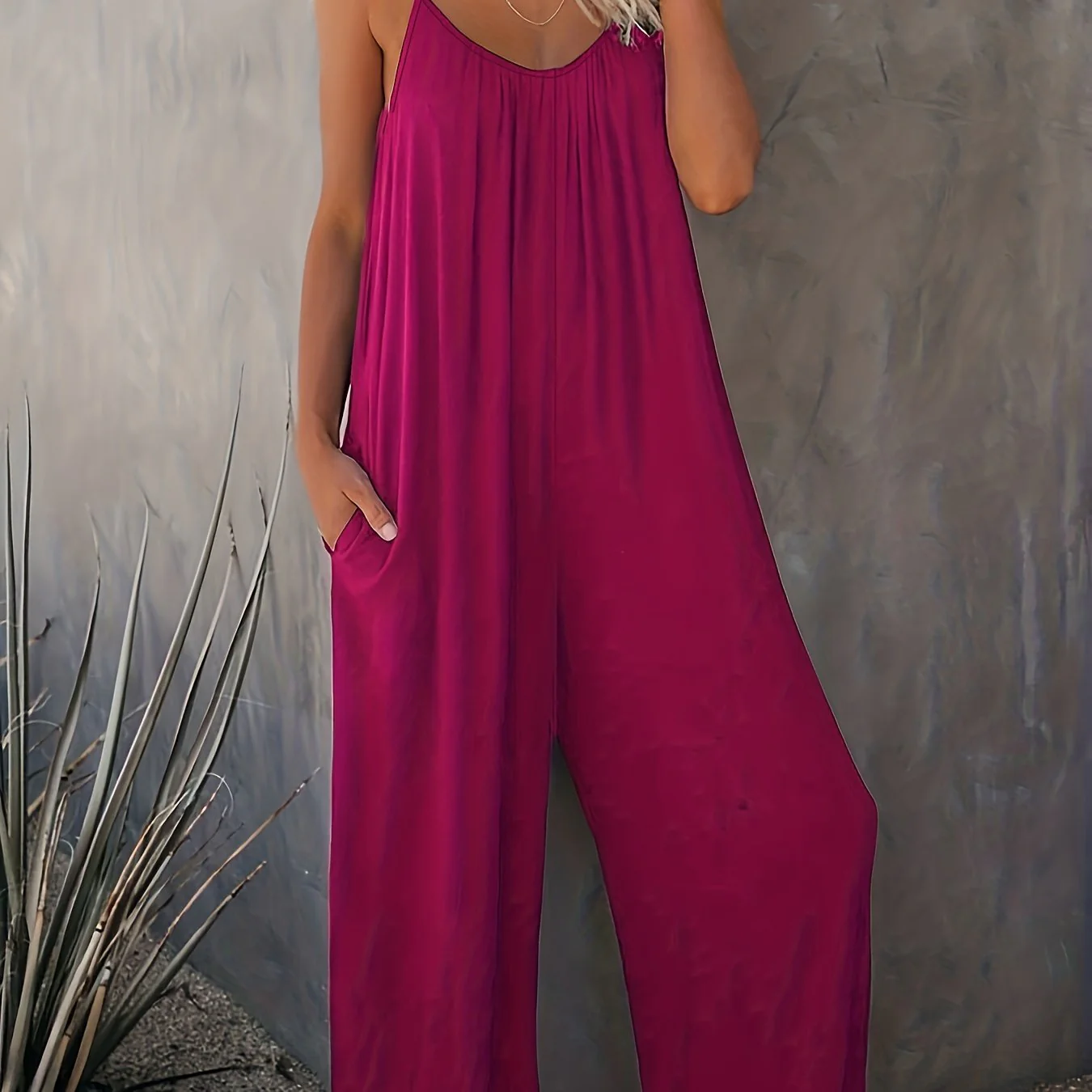 Damen Jumpsuit mit Spaghettiträgern und weitem Bein – Lässiger Einteiler für Frühling und Sommer - Image 19