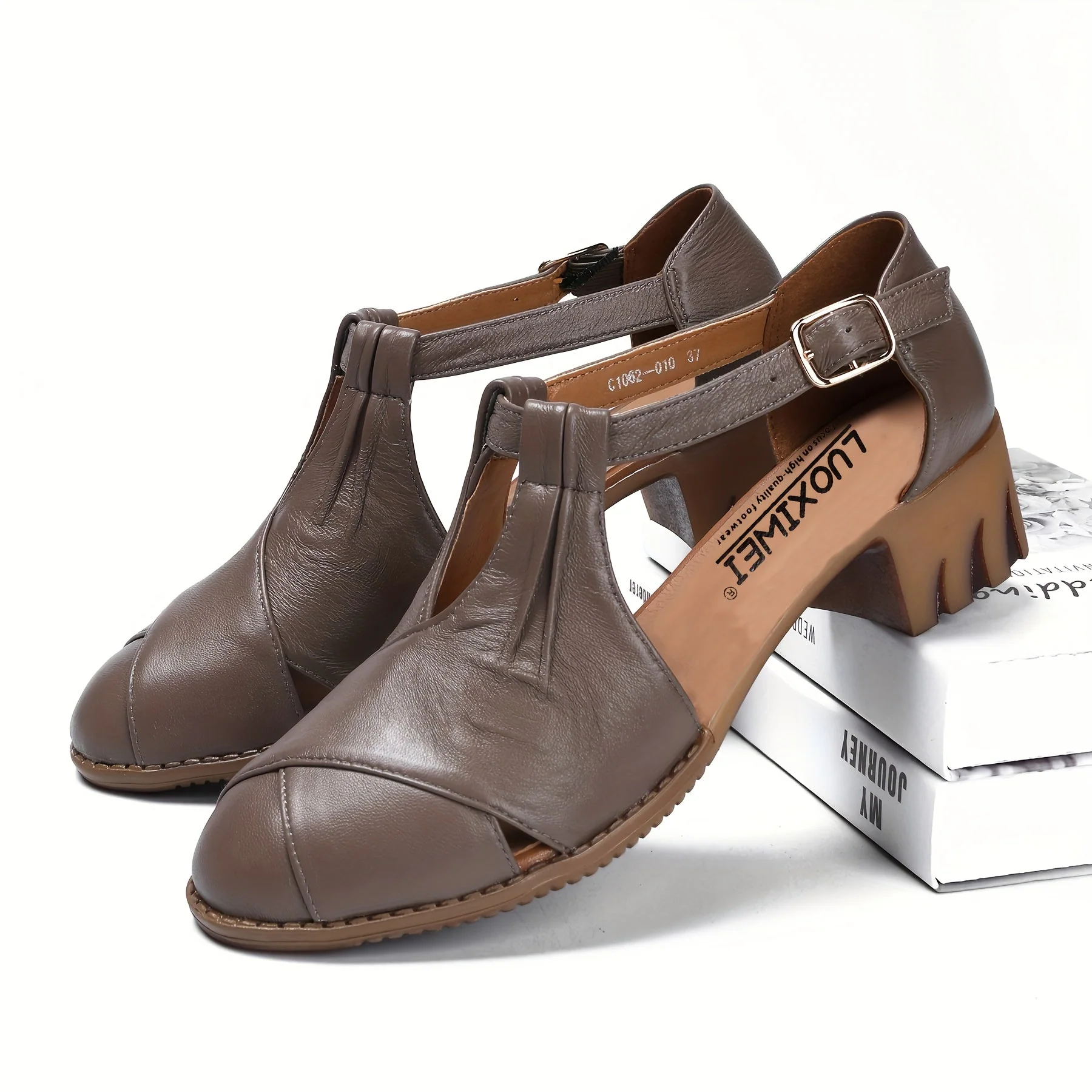 Damen Komfort-Sandalen mit Blockabsatz und elegantem T-Riemen für Alltag und Büro