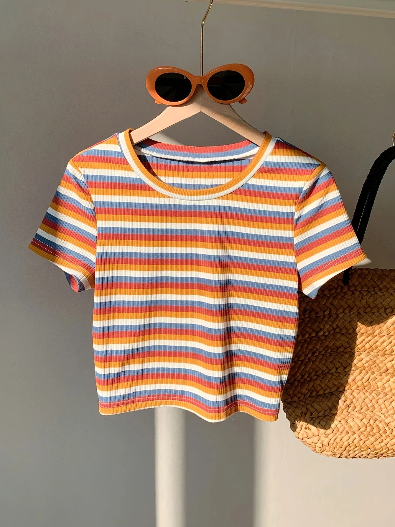 Damen Kurzarm T-Shirt mit Streifenmuster – Modernes Freizeitshirt im Retro-Stil - Image 6