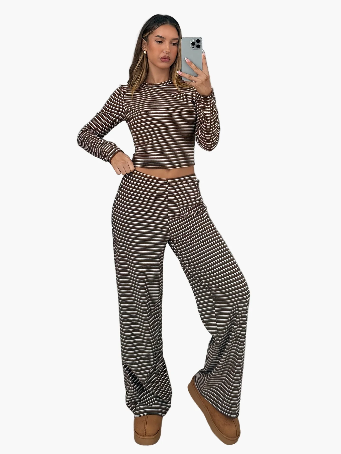 Damen Lounge Set mit Streifenmuster – Bequemer Freizeitanzug mit Langarmshirt und Hose - Image 4