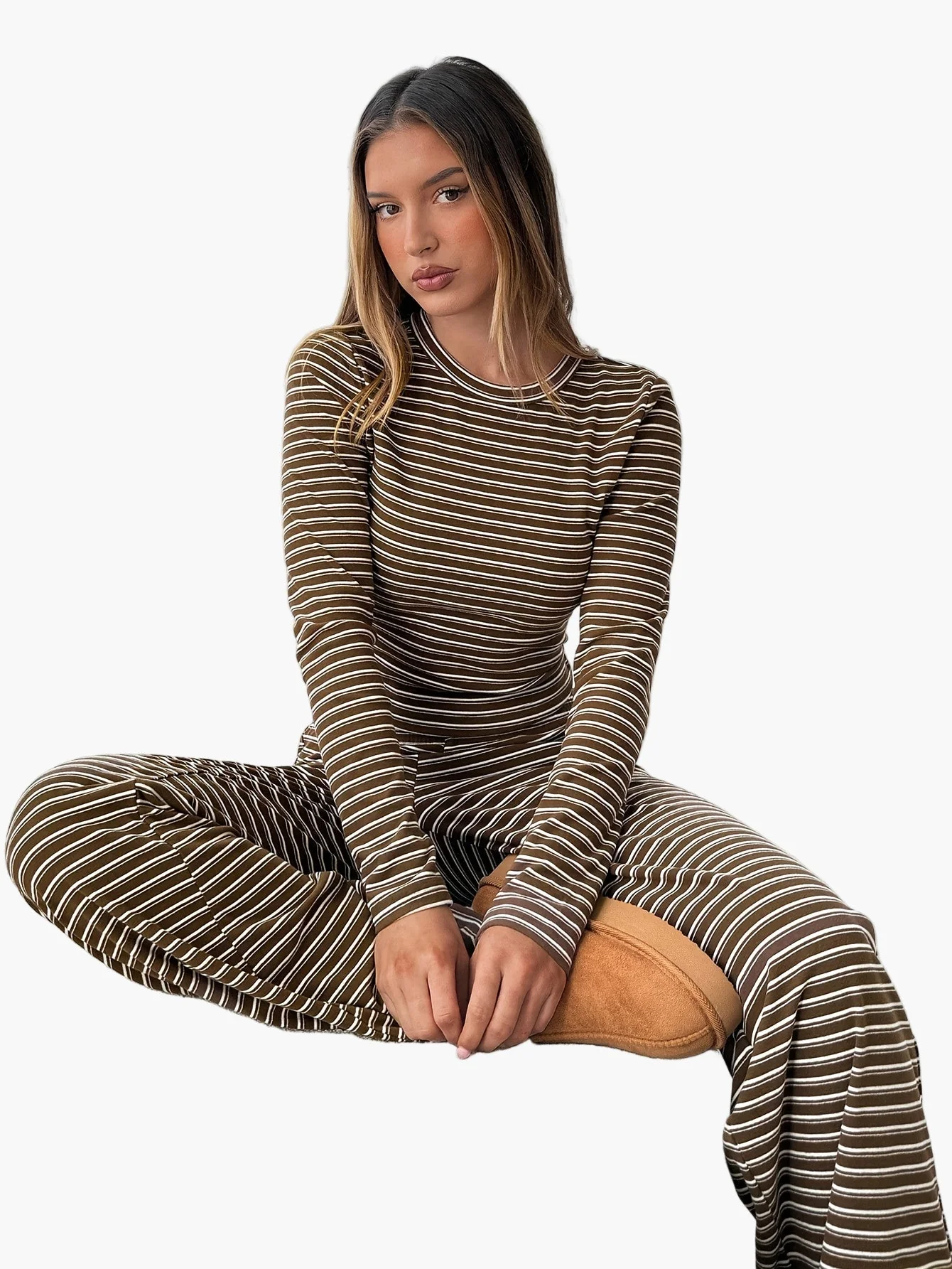 Damen Lounge Set mit Streifenmuster – Bequemer Freizeitanzug mit Langarmshirt und Hose - Image 5