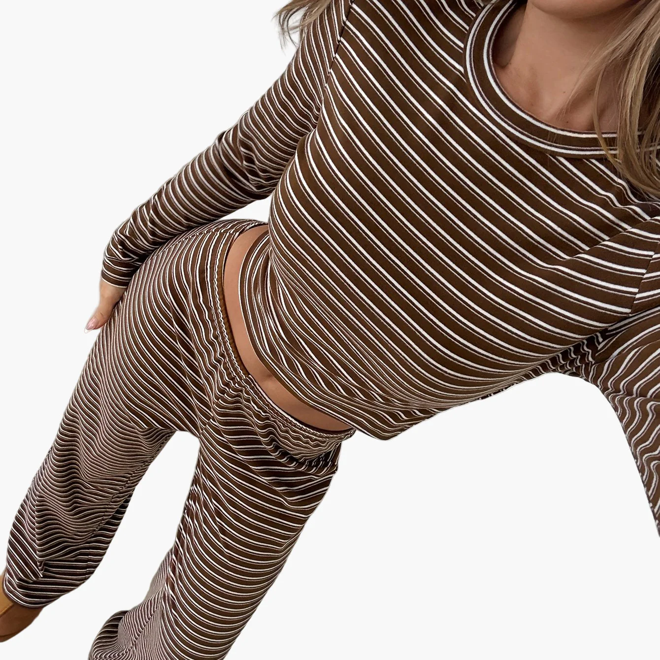 Damen Lounge Set mit Streifenmuster – Bequemer Freizeitanzug mit Langarmshirt und Hose - Image 7
