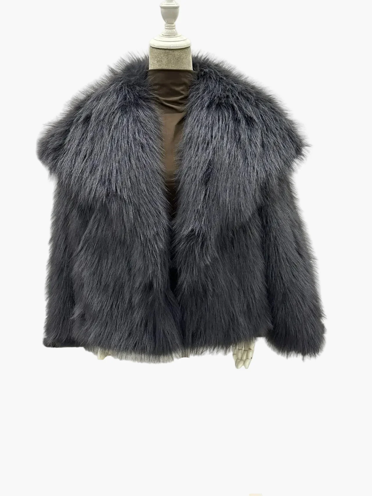Damen Luxus Kurzfelljacke – Eleganter Streetstyle für den Winter - Image 4