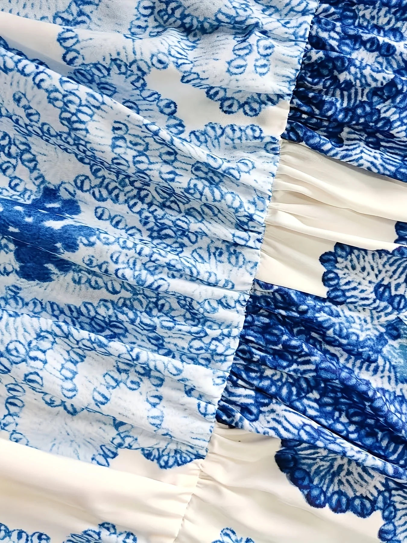 Damen Maxikleid Boho-Style mit Halterneck und Blumenmuster – Perfekt für Urlaub & Sommerfeste - Image 5