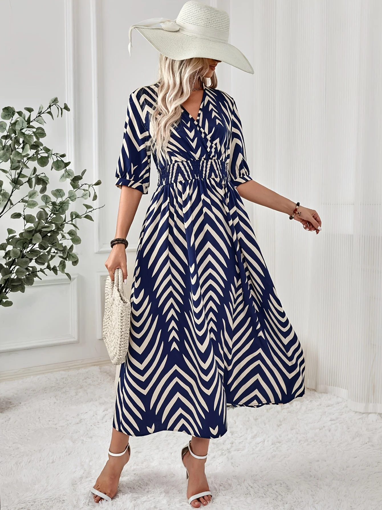 Damen Maxikleid mit Chevron-Muster und Schmeichelhafter Passform – Elegantes Freizeit- und Sommerkleid - Image 7