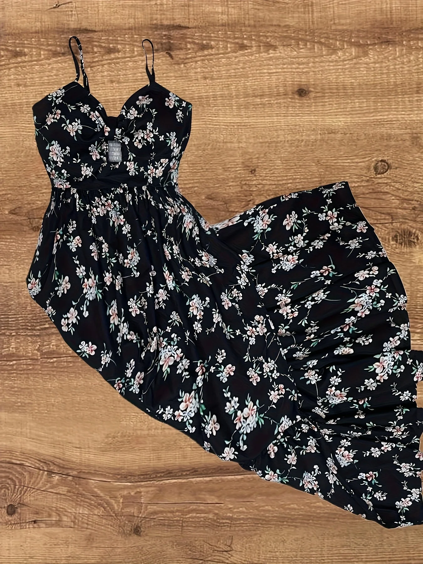 Damen Maxikleid mit Polka Dots und Rüschen – Elegantes Sommerkleid im Vintage-Stil für besondere Anlässe - Image 10